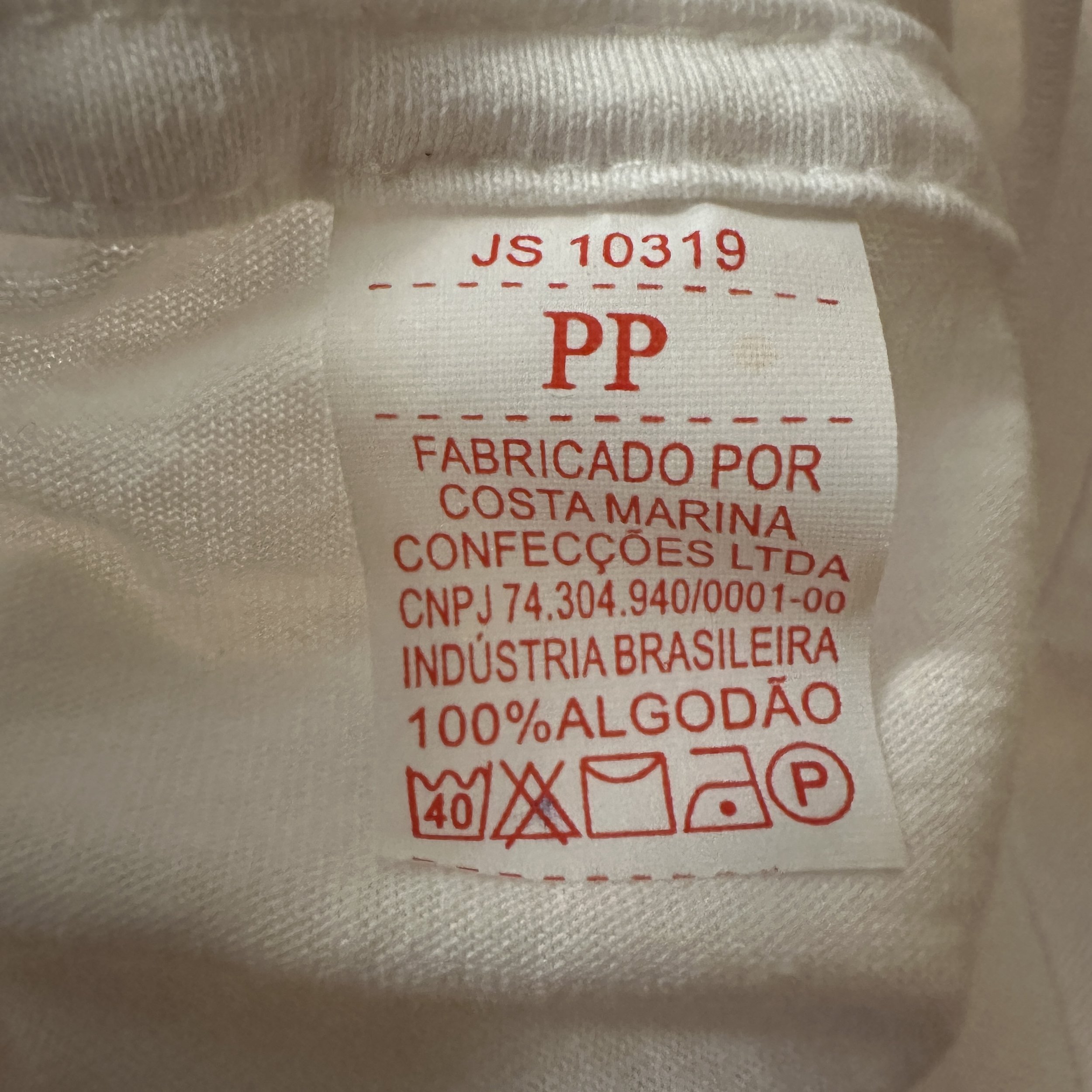 BHIC_Roundel_Brazil_2007_Tour_TShirt_LaundryTag.jpg