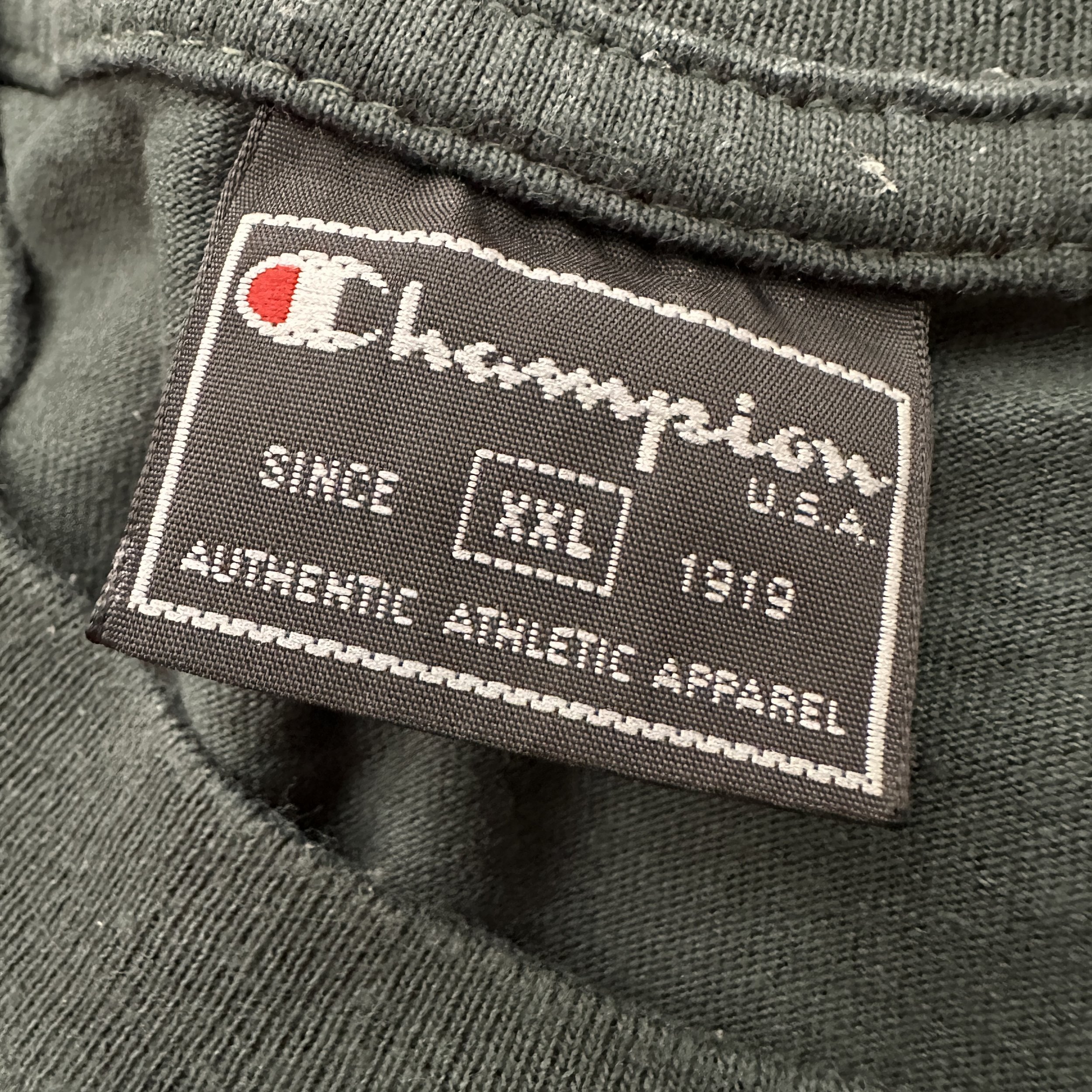 Champion_HunterGreen_TShirt_Tag.jpg