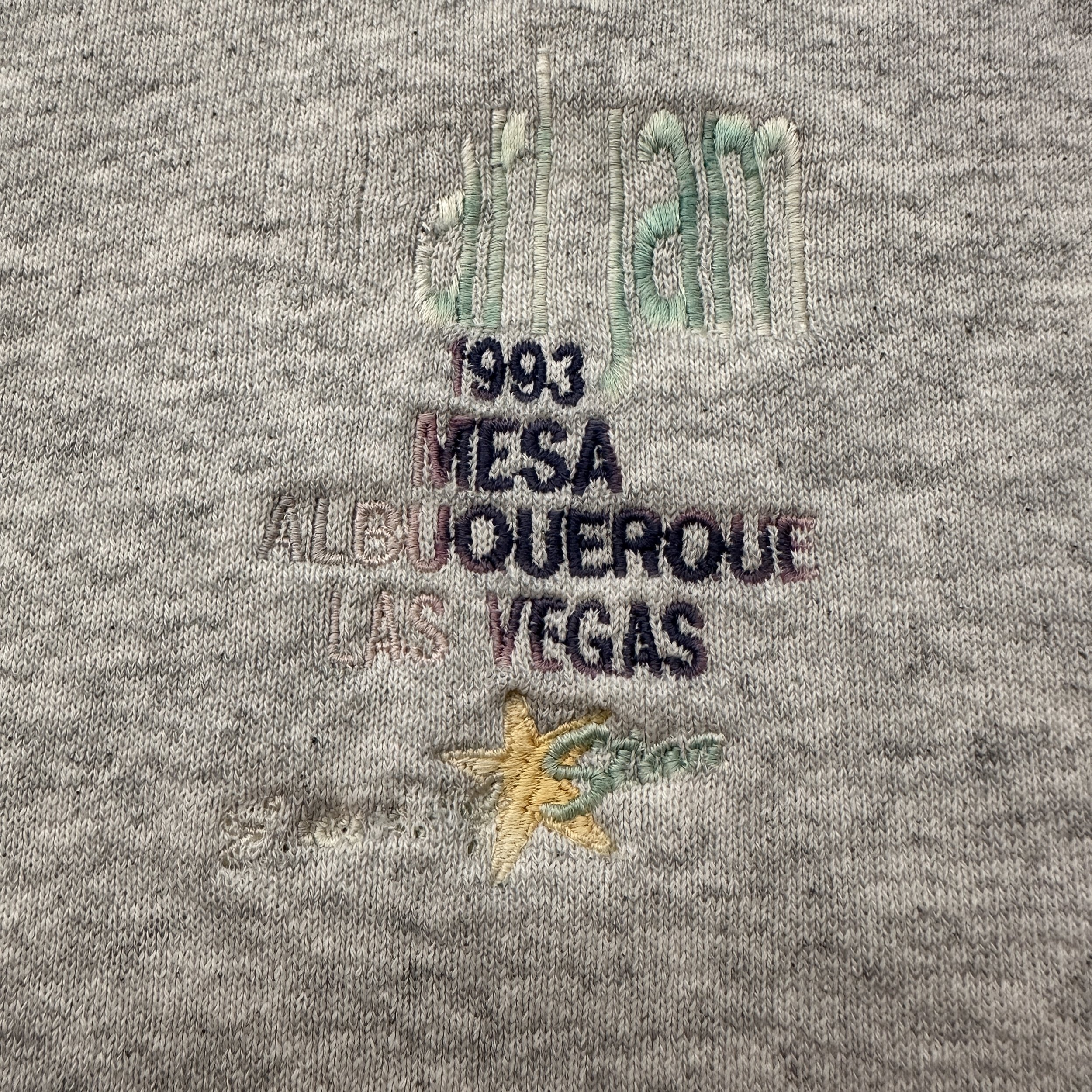 PearlJam_1993_Crewneck_Sweatshirt_Logo1.jpg