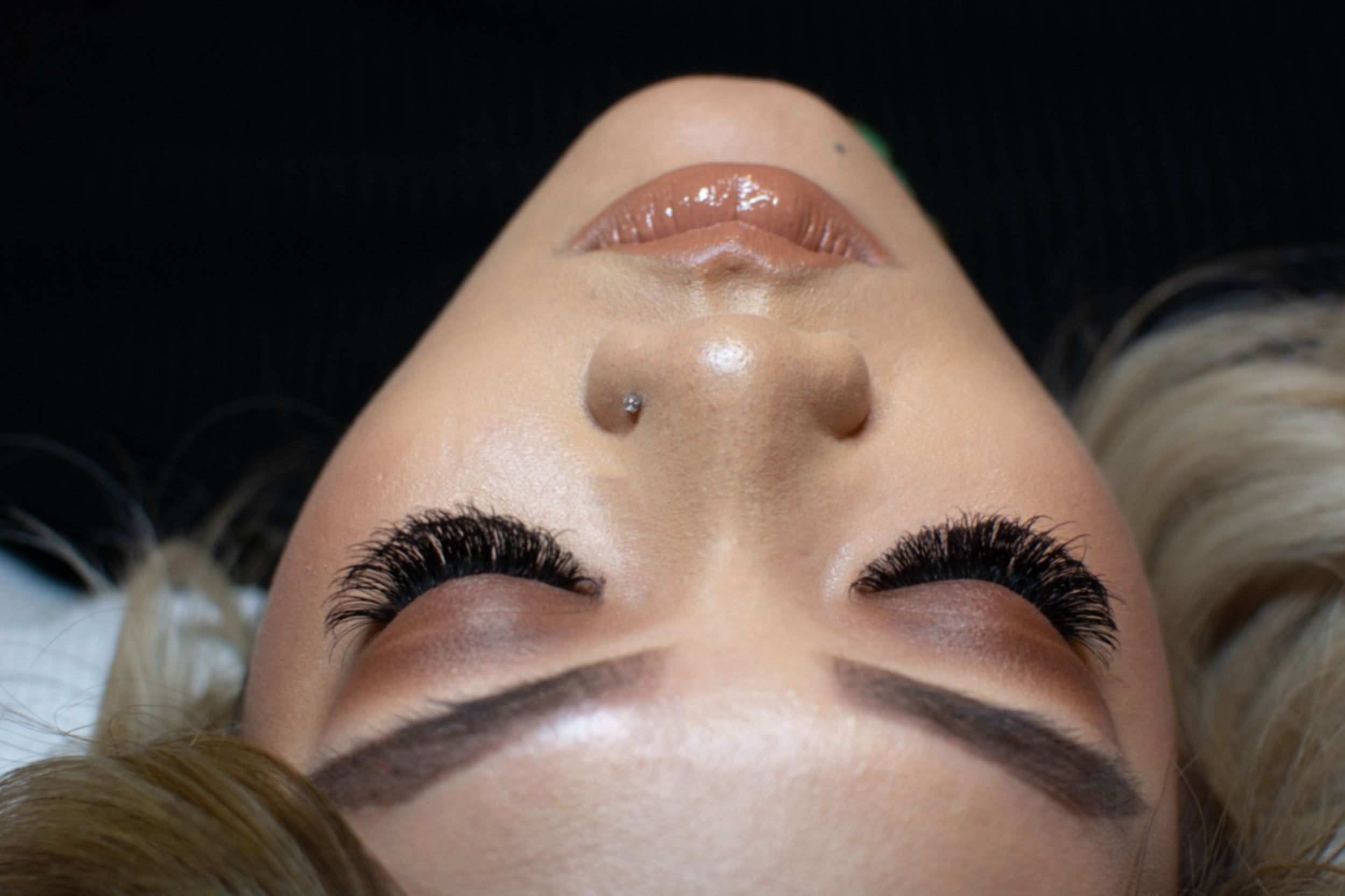 Lashed_02headerimage.png