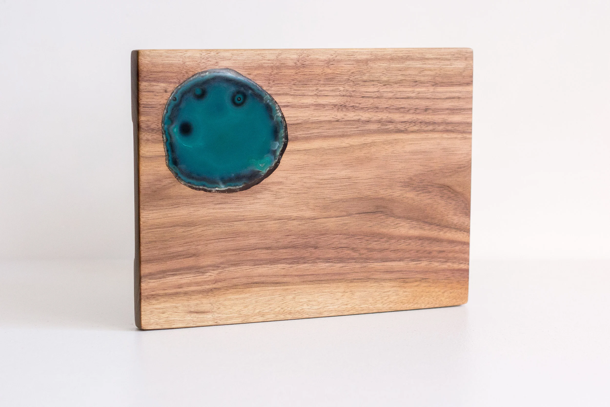 Earth Shadow : Cheese Board