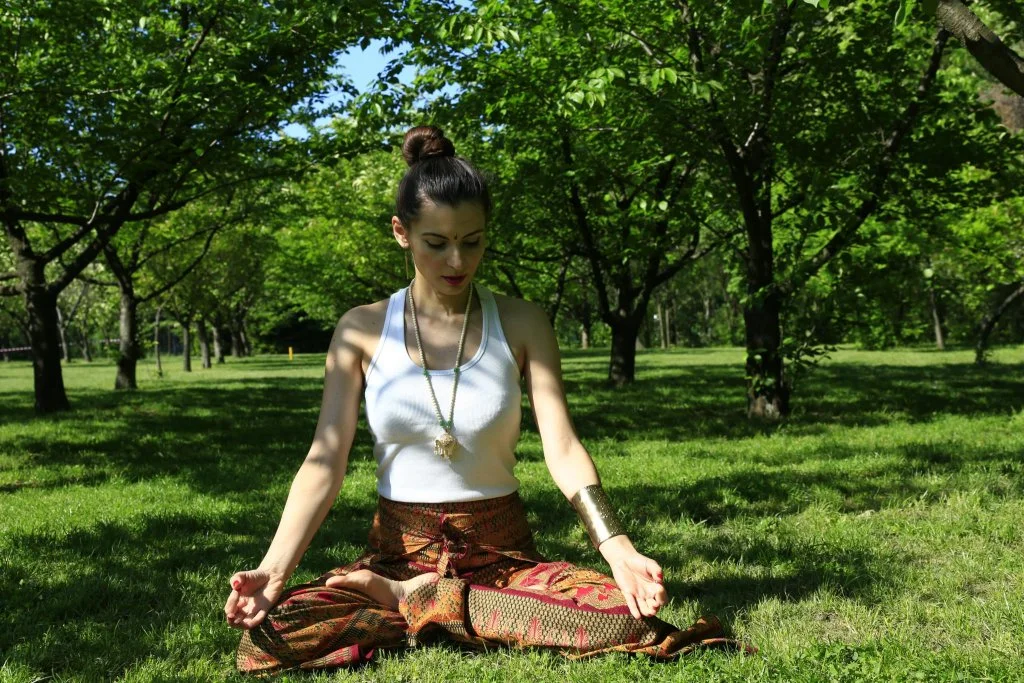 Cum-sa-ajungi-o-yoga-girl_Laura-Calin_lauracalin.ro-6-1024x683.jpg