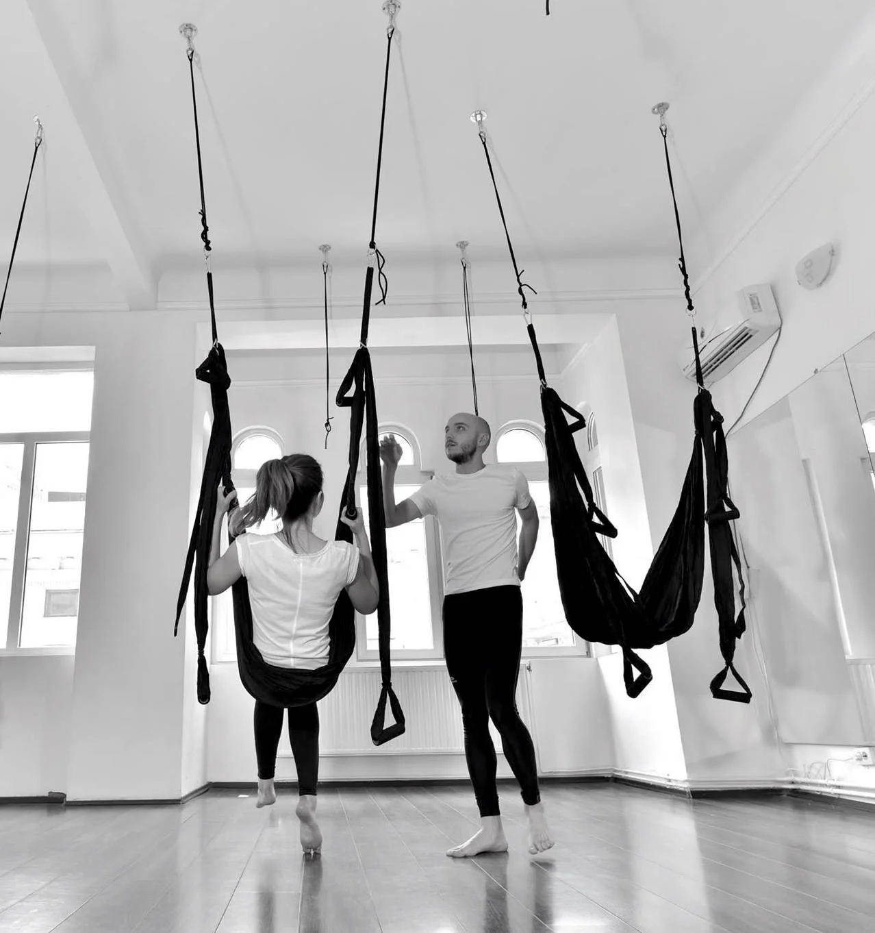 Yoga Air cu Mircea Nicoara Yoga Day.jpg