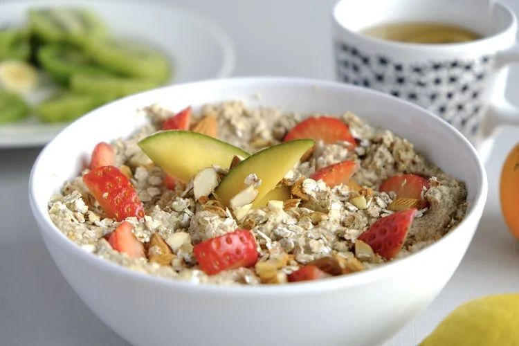 Breakfast+smoothie+bowl_Beko_Eat+Like+A+Pro_22.jpg