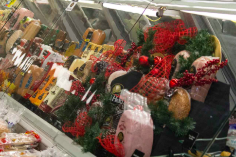 Ayer Shop 'n Save_Deli