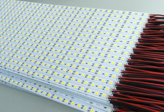 Reference: https://www.manncorp.com/pick-and-place-led-mc-ledv4-12.html
