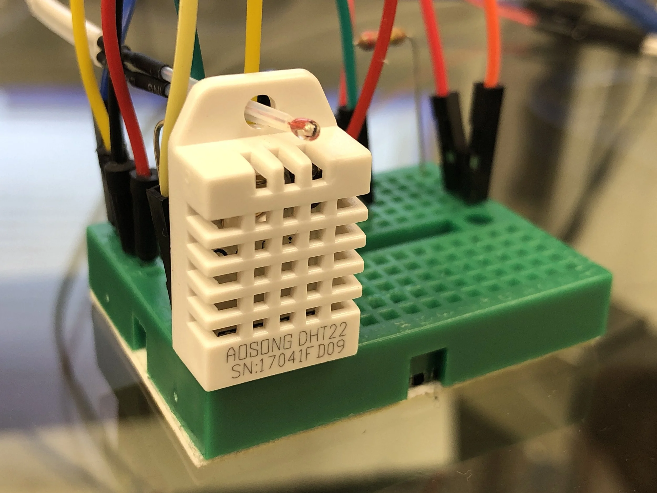 Mini Breadboard (85 ties) — Maker Portal