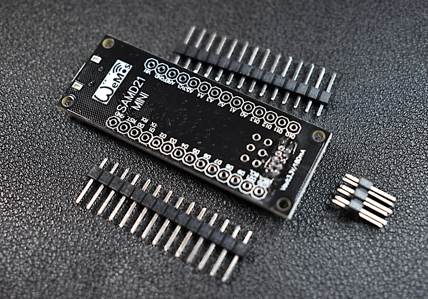 samd21_m0_mini_side_back.JPG