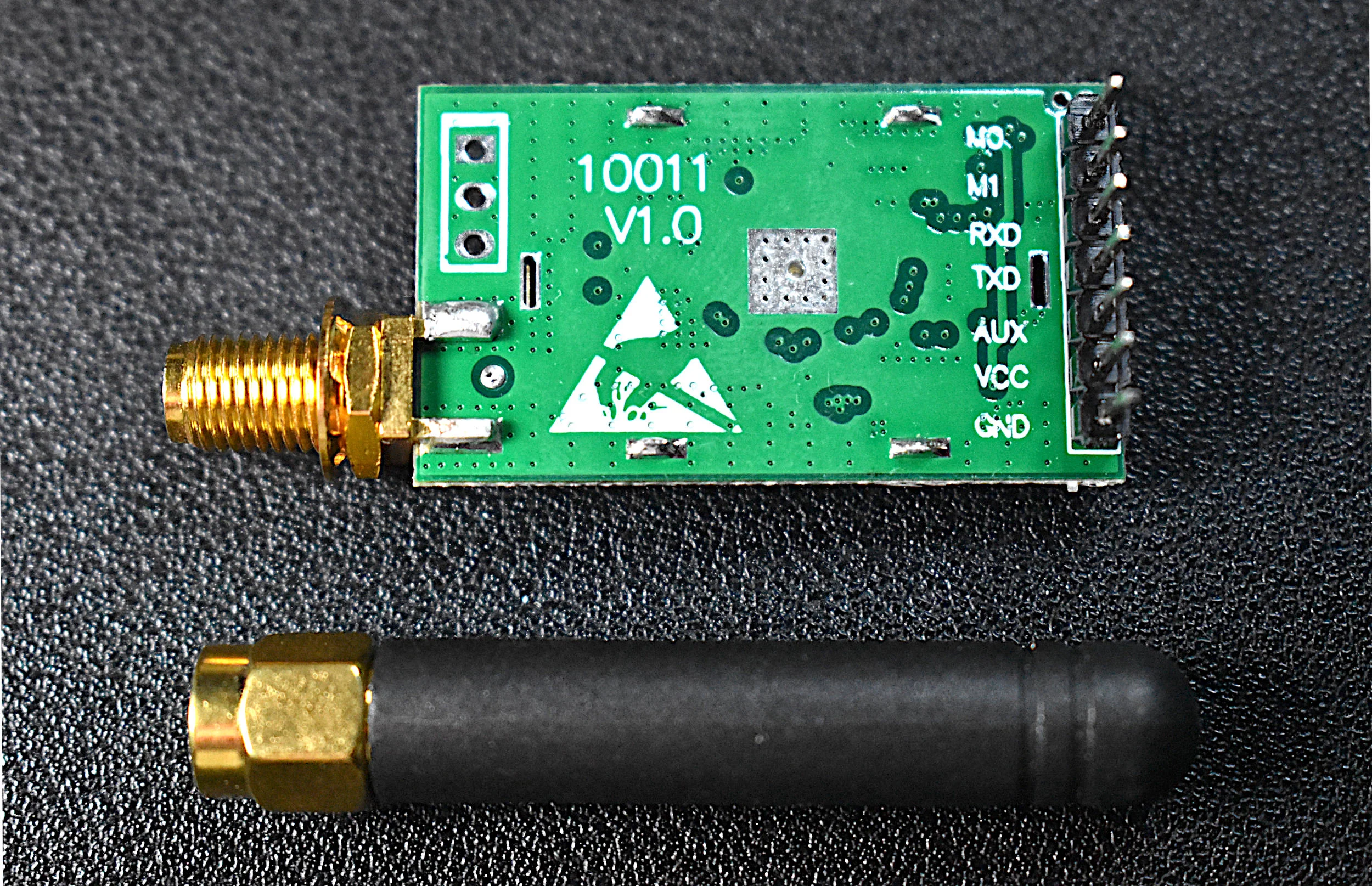 e32_915T20D_lora_bottom.JPG