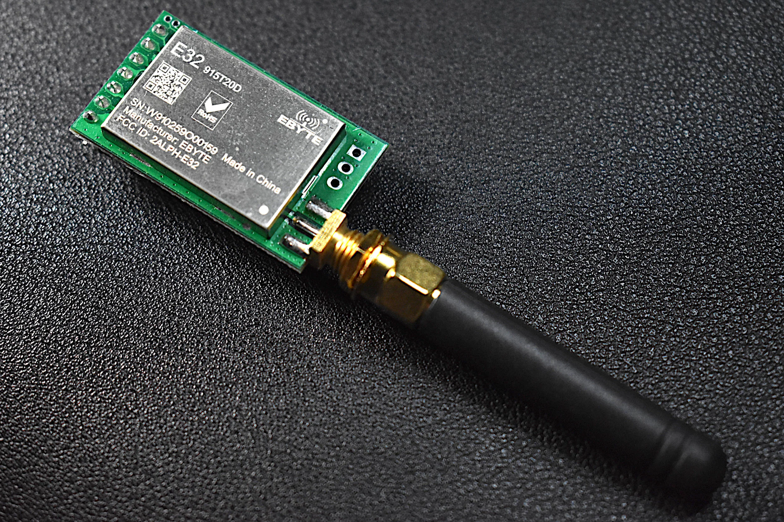 e32_915T20D_lora_top_long.JPG