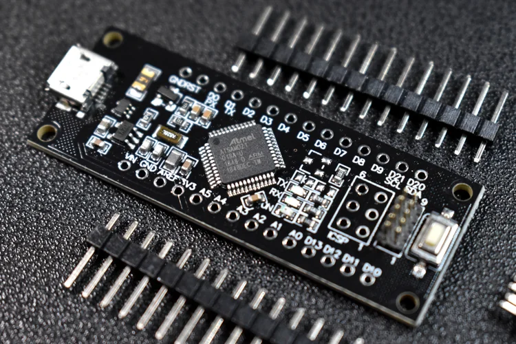 SAMD21 M0 Mini Arduino Board — Maker Portal