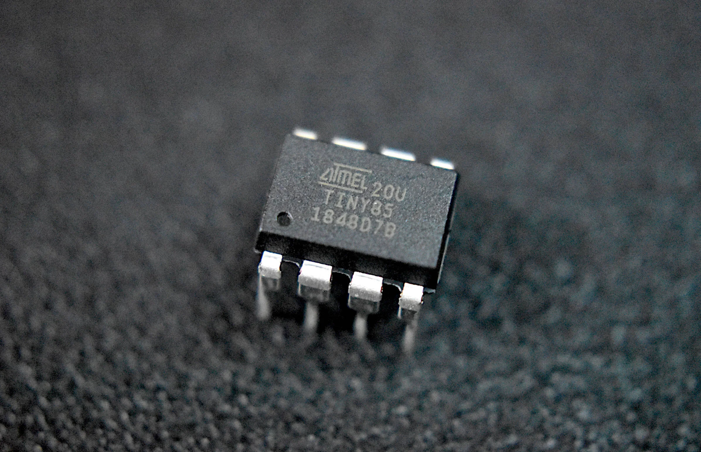 attiny85_close_macro.JPG