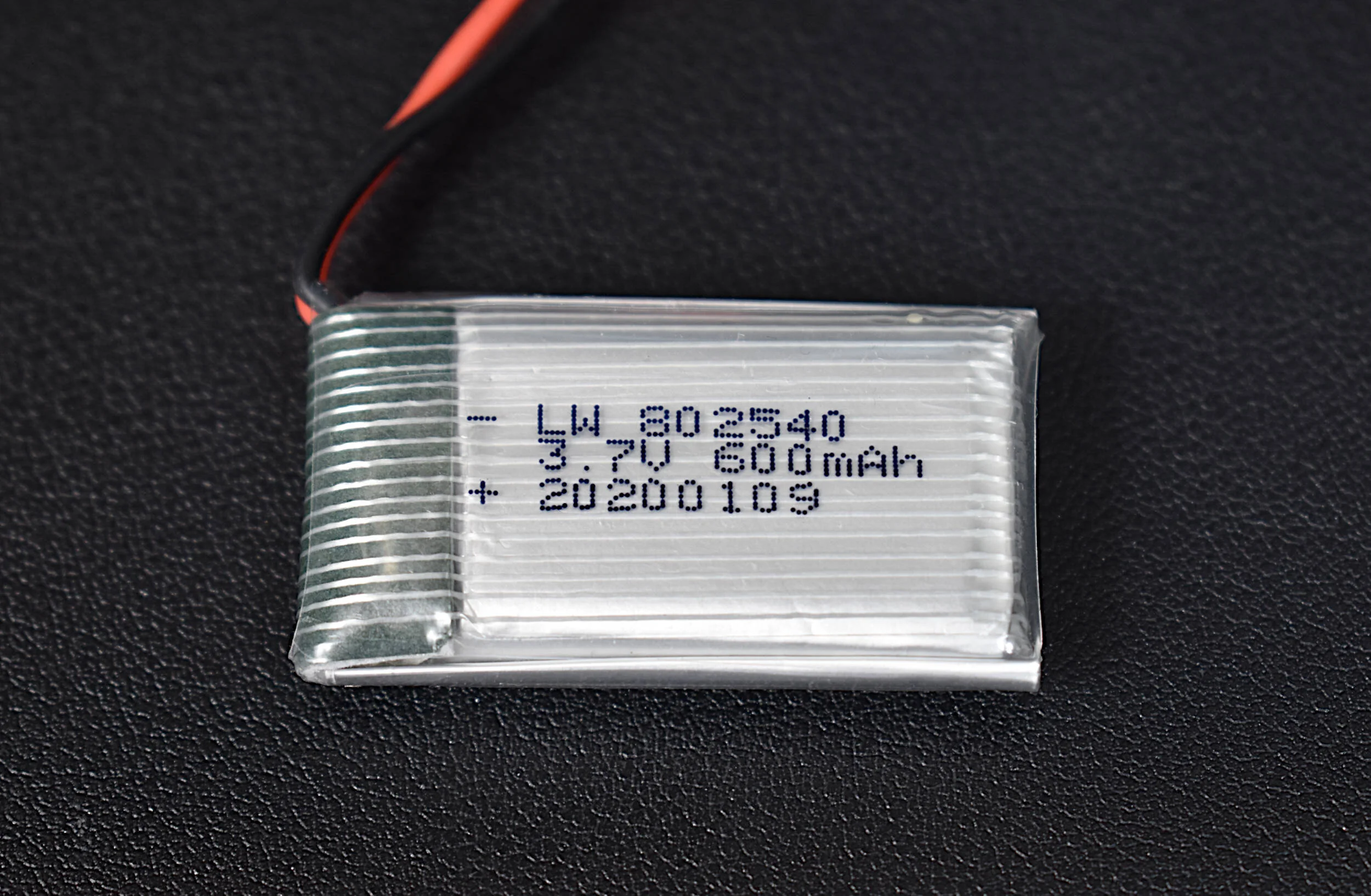 lipo_600mAh_zoom.JPG