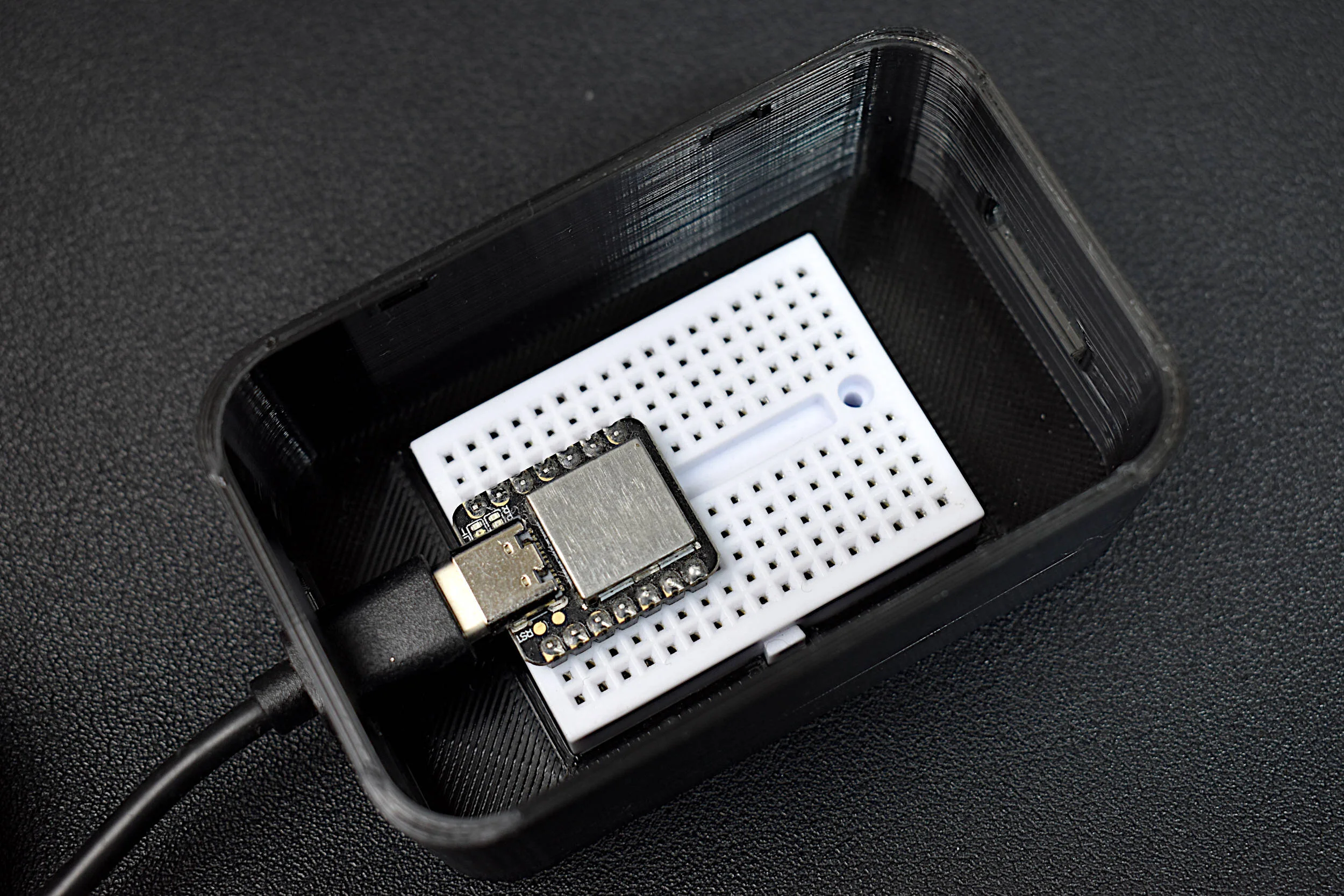 mini_breadboard_box_xiao.JPG