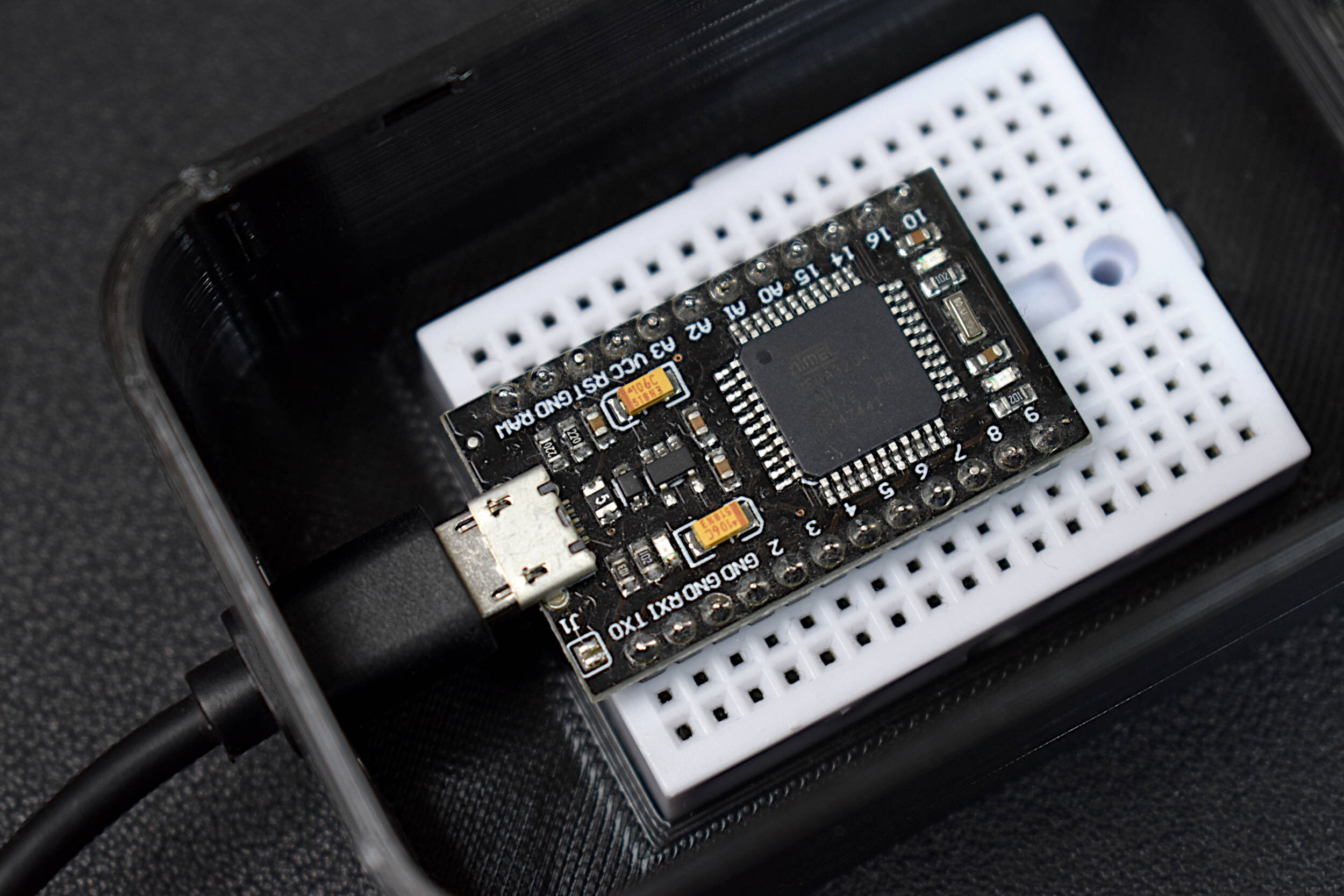 Mini Breadboard Enclosure — Maker Portal