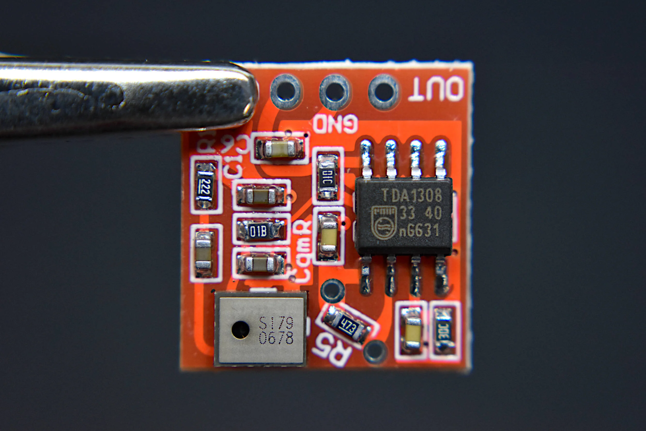 Analog MEMS Microphone