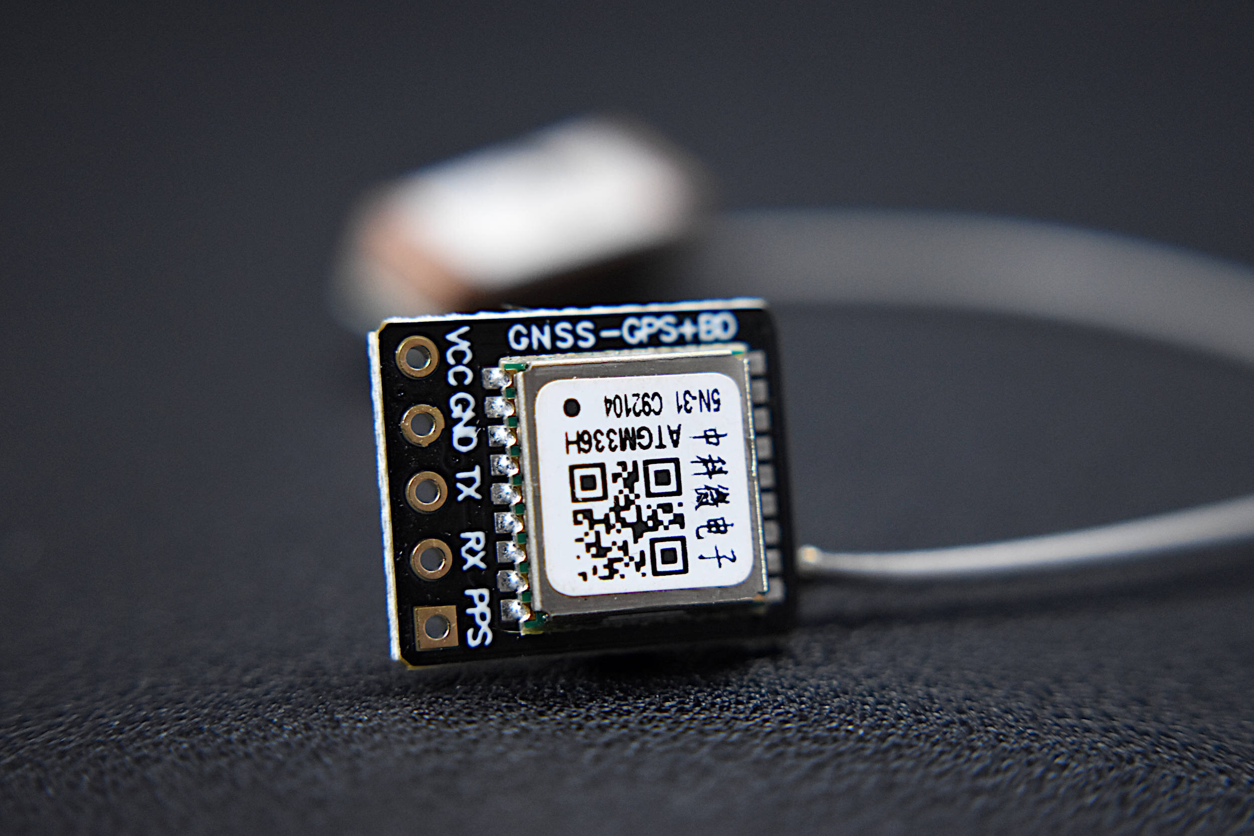 en lide fysiker Mini GPS Module for Arduino (ATGM336H + Antenna) — Maker Portal