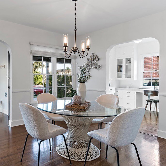 Corners of dining and kitchen in this adorable listing for @kendramillerrealtor photo @onecloudmarketing