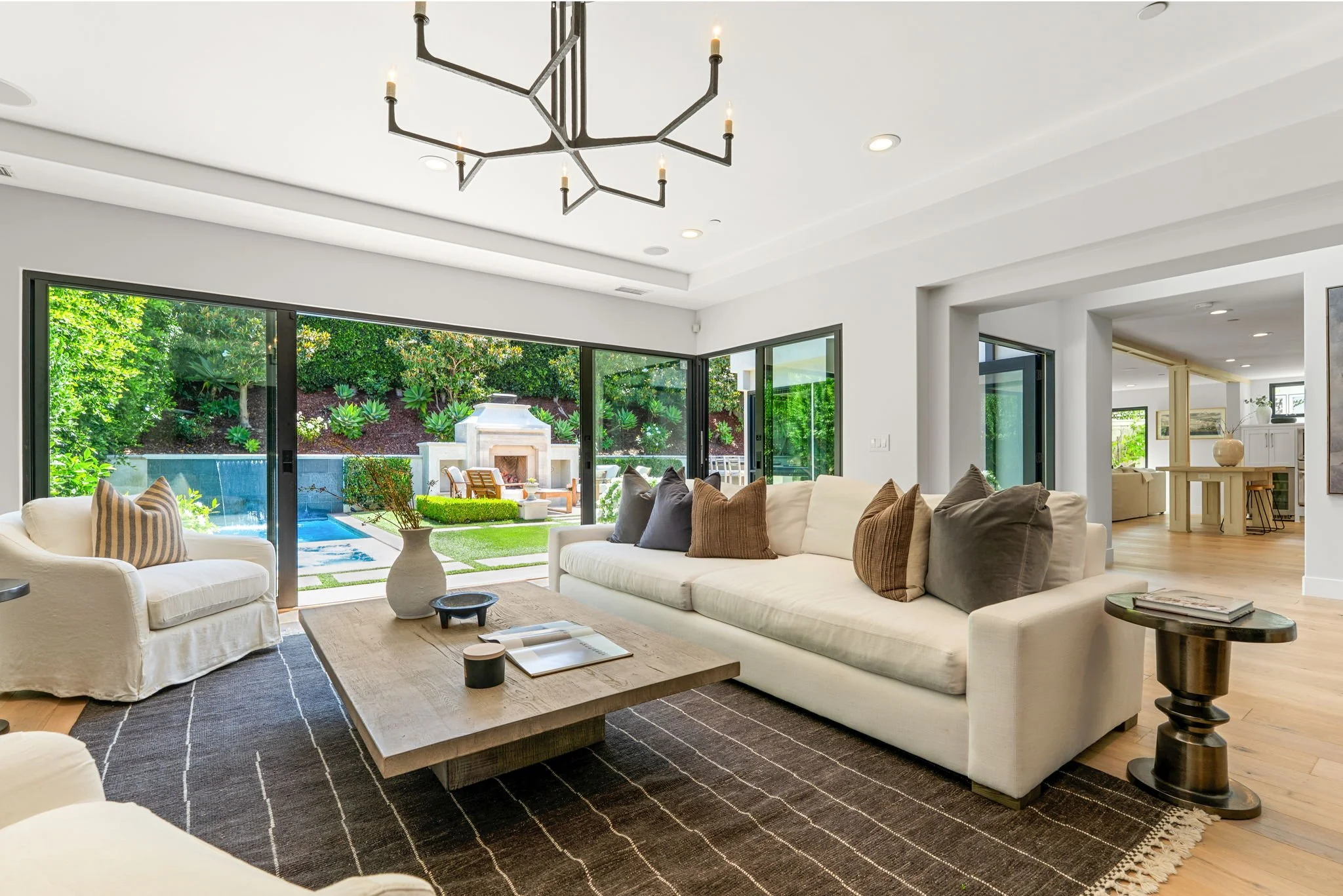 19-web-or-mls-1807 E Newport Hills Dr socials-2.jpg