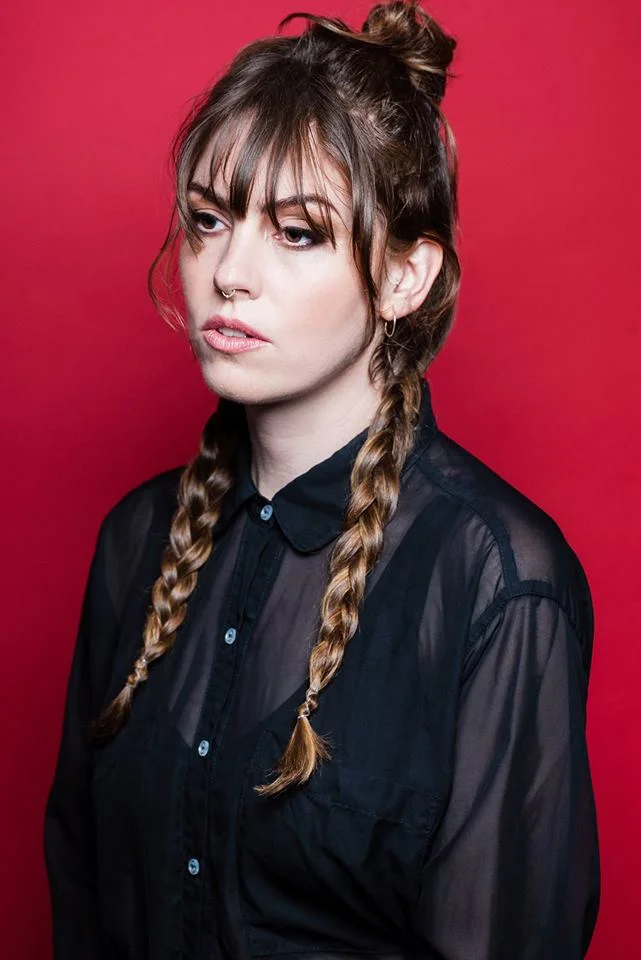 Emma Ruth Rundle, Paard, The Hague