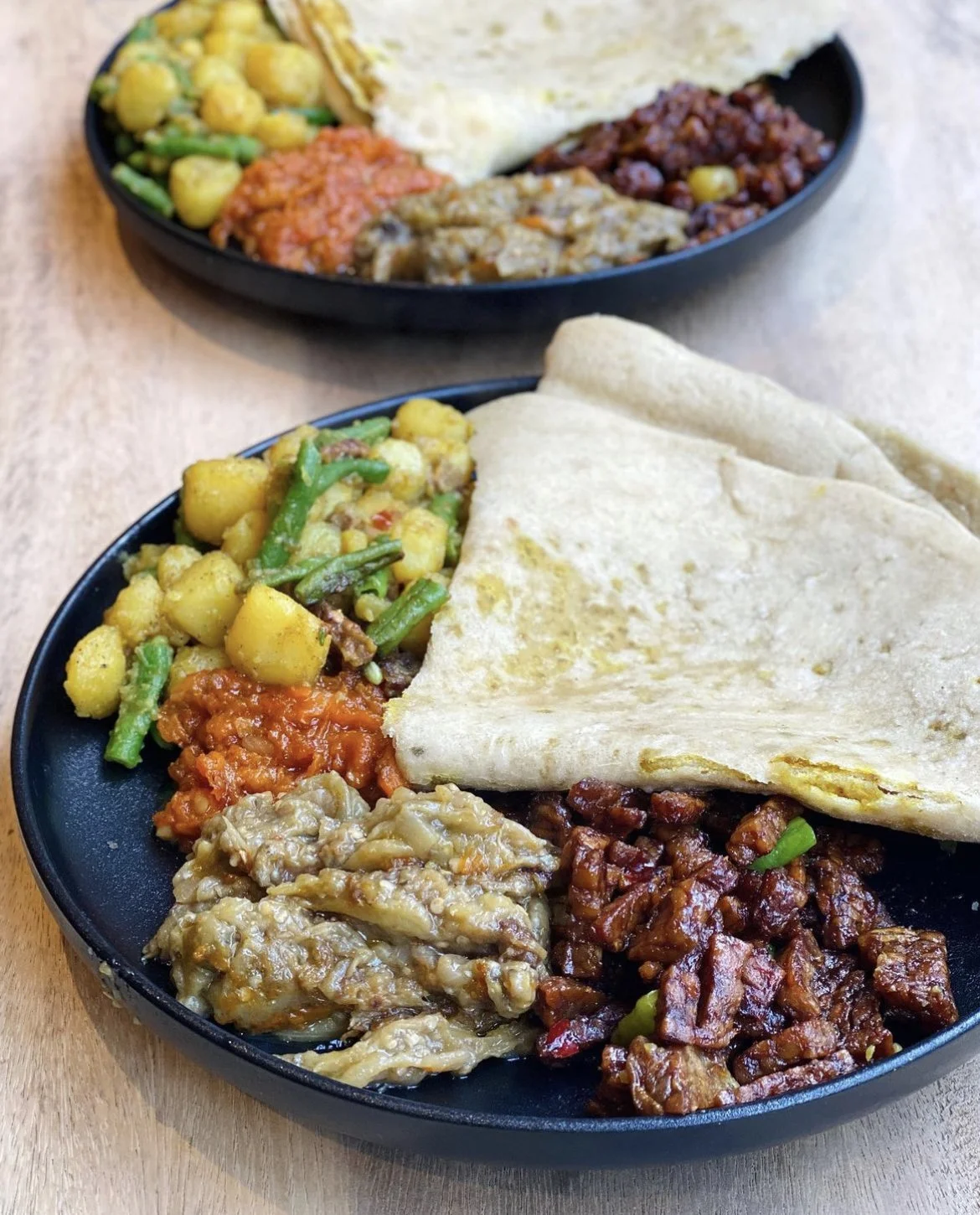 Vegan KOKO Suriname food &amp; Karma Kebab during Grauzone