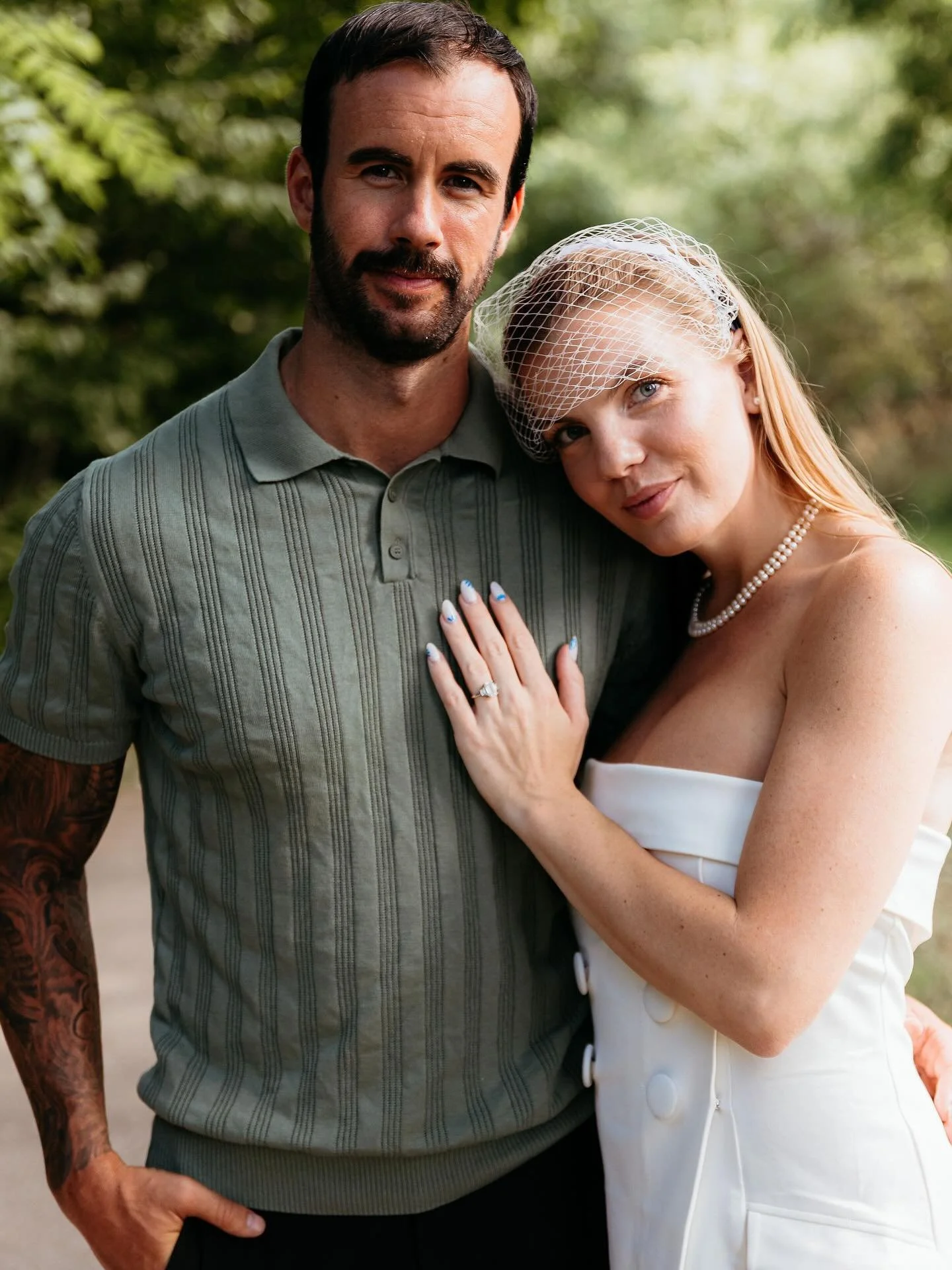 A couple of days before their Quebec wedding, Emily & Jamie quietly said “I do” at town hall 🤍