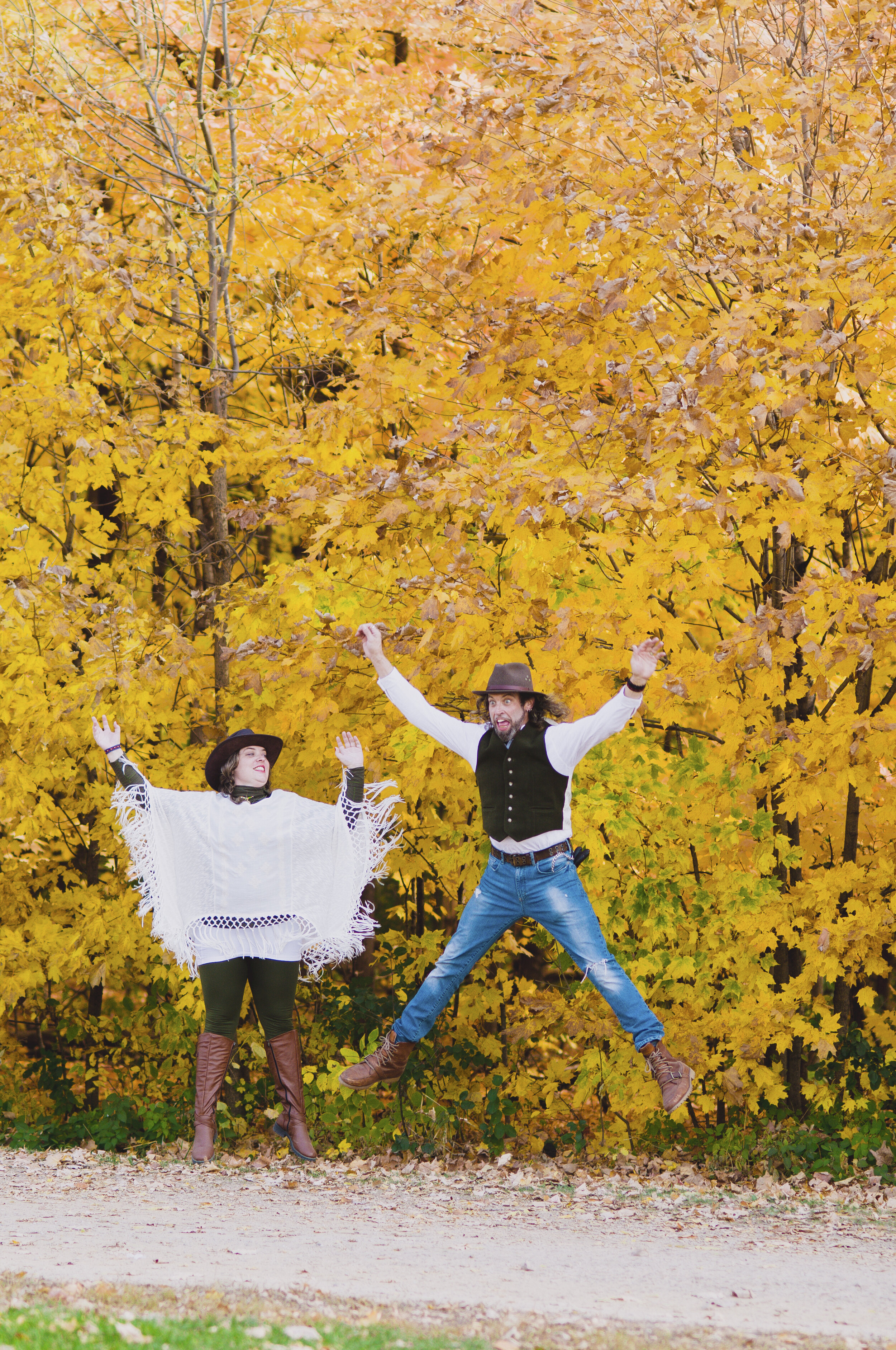 Briana & Patrick Luceline Orchard Fun Couples Photo Session