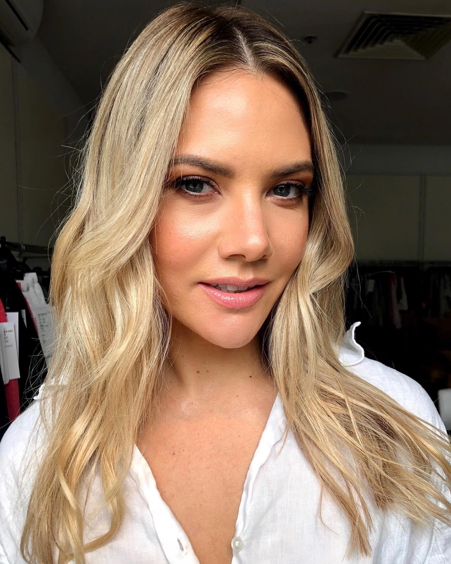Fresh face for @jumpclothingaus/ #hair #makeup 
Products used: 
Face @tatcha Water Gel moisturizer 
Skin @diormakeup Backstage Foundation 
Lips @meccacosmetica Lip-De Luscious in Nude 
Eyes @urbandecaycosmetics Heat Palette 
Lashes @ardelllashesaus i