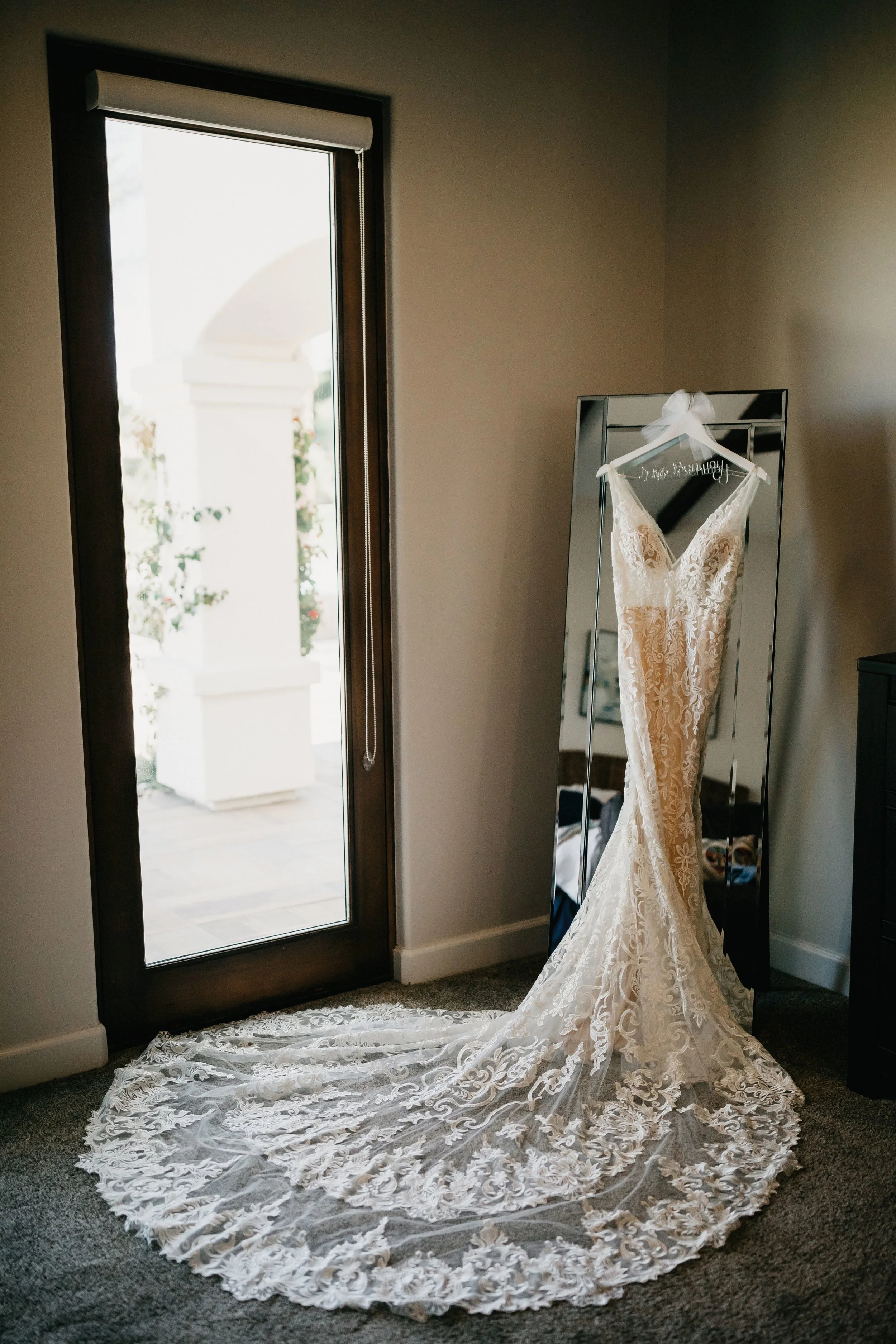 Dustin+Jamie_Wedding-36-Final-min.jpg