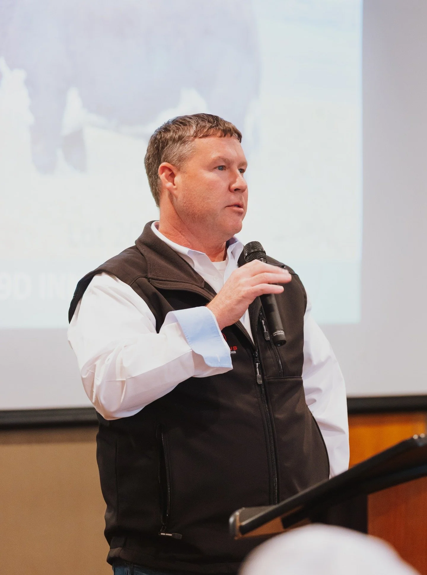 We're excited to share that the TH Advantage Group, a partnership between Profectus Livestock Solutions and Topp Herefords, is growing fast! 

Benefits:
- Opportunities for diagnostics specific to your herd, at a significant discount
- Uniformity in 