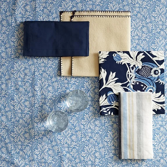 vine-floral-boutis-napkins-set-of-4-c.jpg