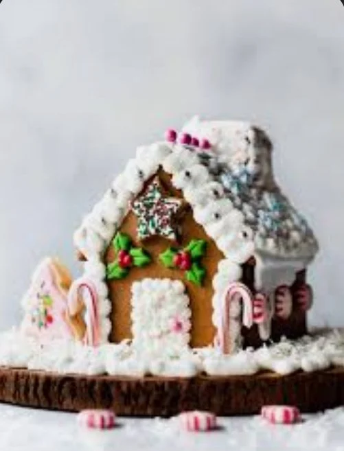 DIY GINGERBREAD HOUSE