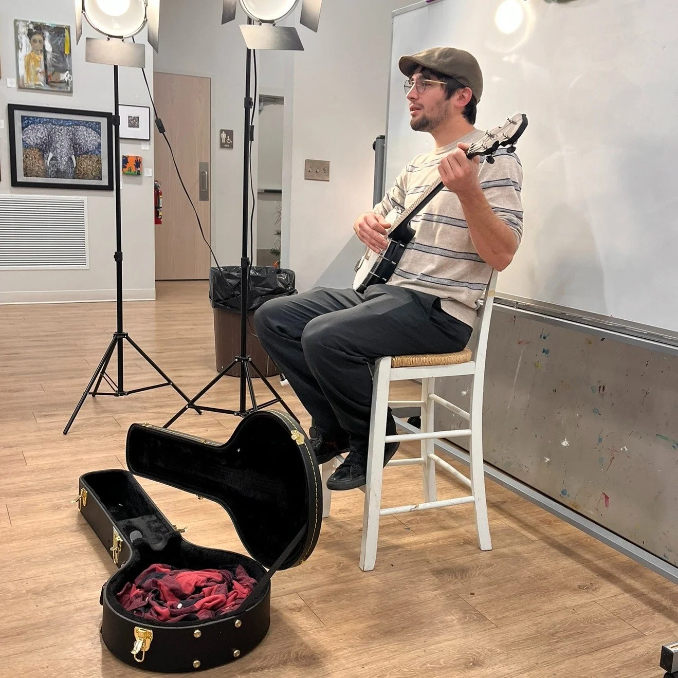 🌟SATURDAY MORNING ARTISTS IS IN SESSION🌟

Big thanks to Damion for modeling for our artists today! Keep an eye on our social media pages for the resulting artwork later this afternoon at 4:00 PM.

---
If you would like to participate in Saturday Mo