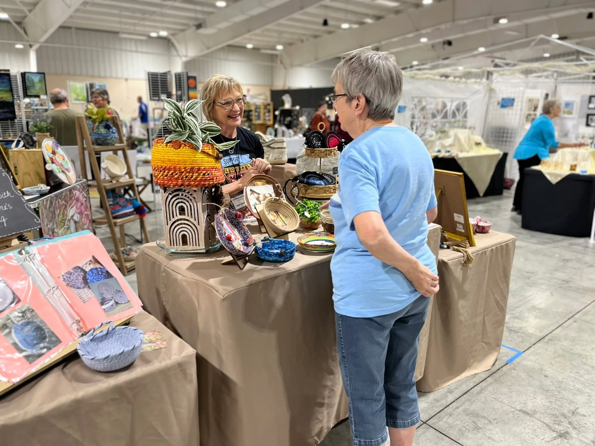 The Hutchinson Art Center is now accepting artist vendors for our 2026 Hutchinson Art Fair!

The Hutchinson Art Fair is an annual indoor art fair located at the Sunflower South Building on the Kansas State Fairgrounds. Started in 1962, the Art Fair h