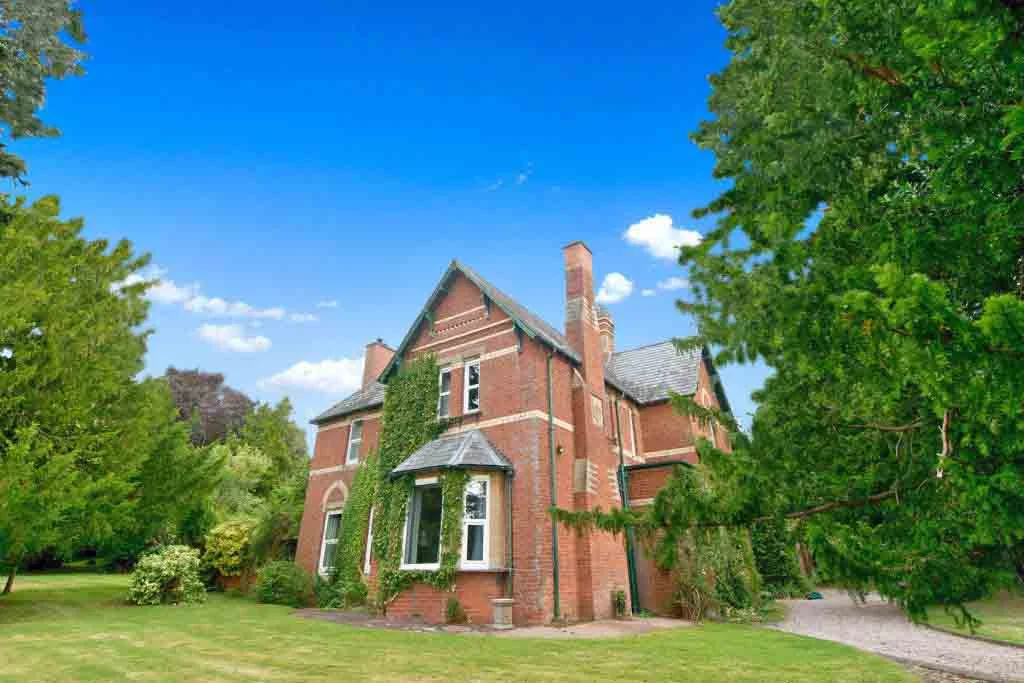 Holiday Let The Old Vicarage