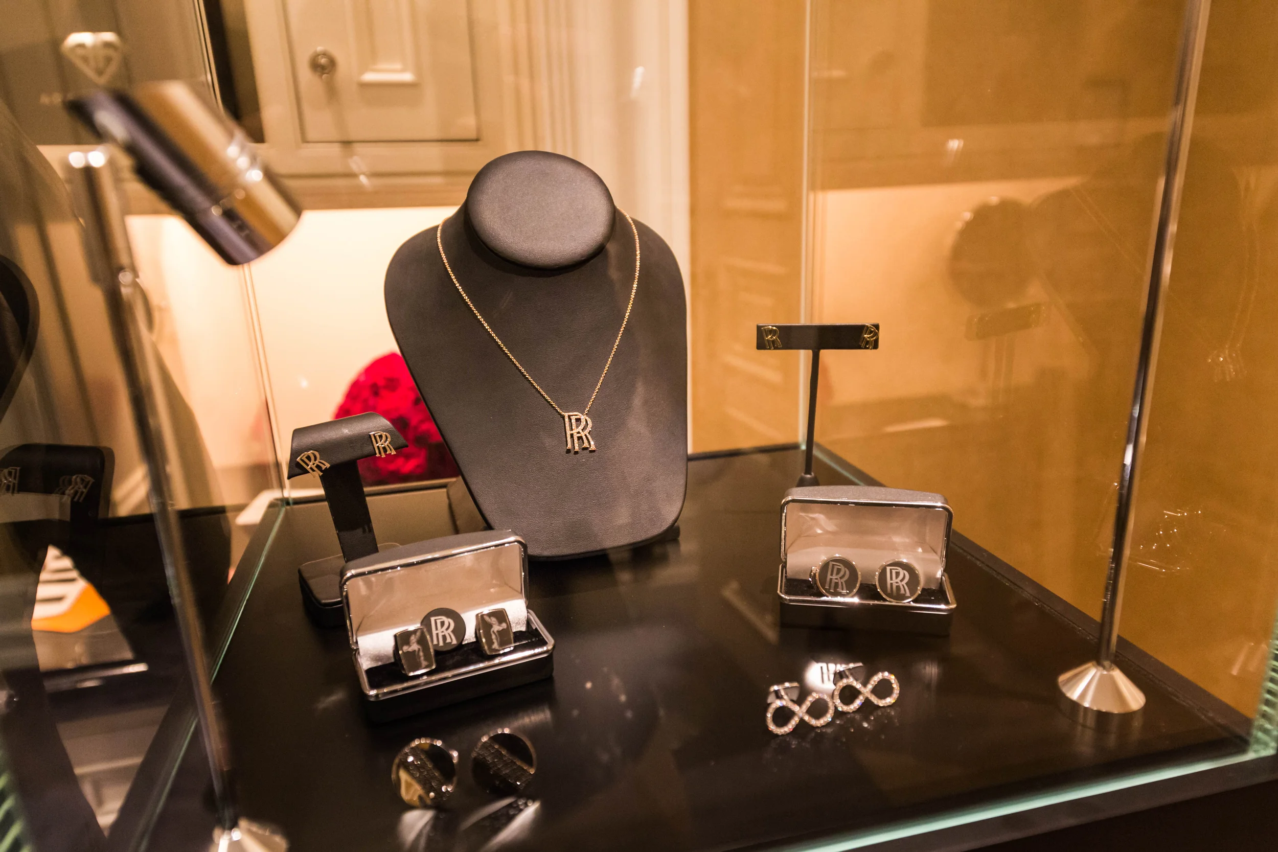 BRILLIANT JEWELRY Exclusively for Rolls-Royce Owners