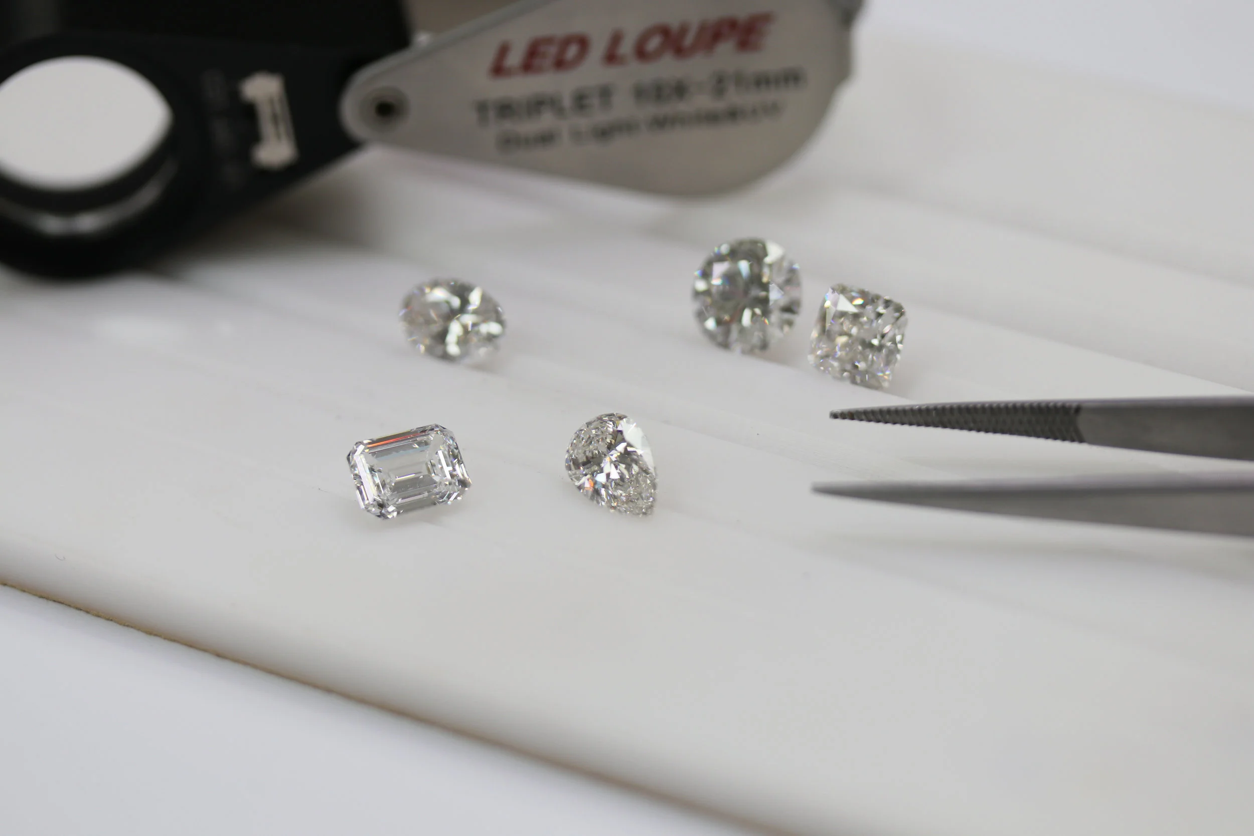 mined diamond versus lab diamond can you tell the difference