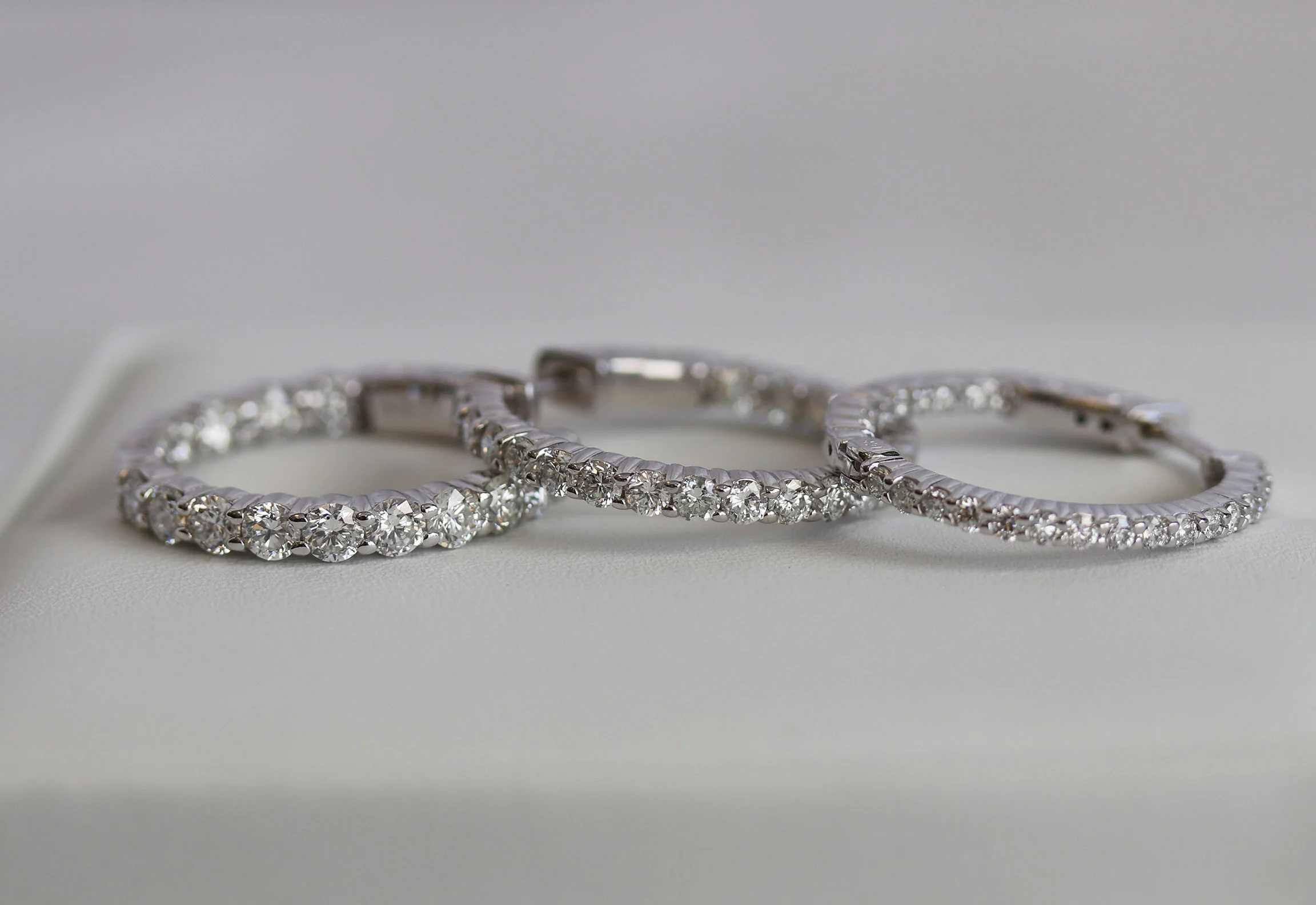 shared-prong-lab-diamond-earrings-AD-201-p.jpg