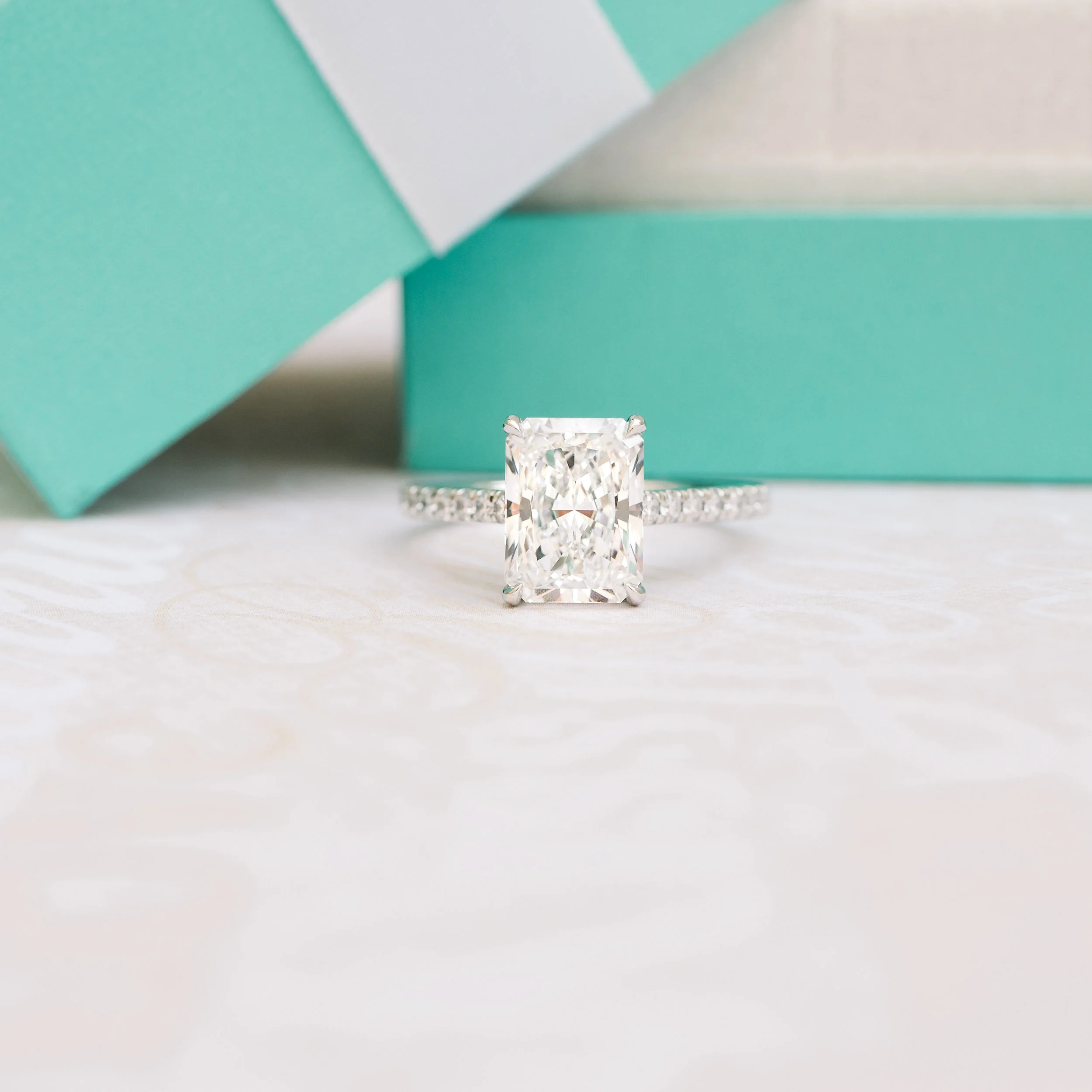 Radiant Cathedral Pavé Setting