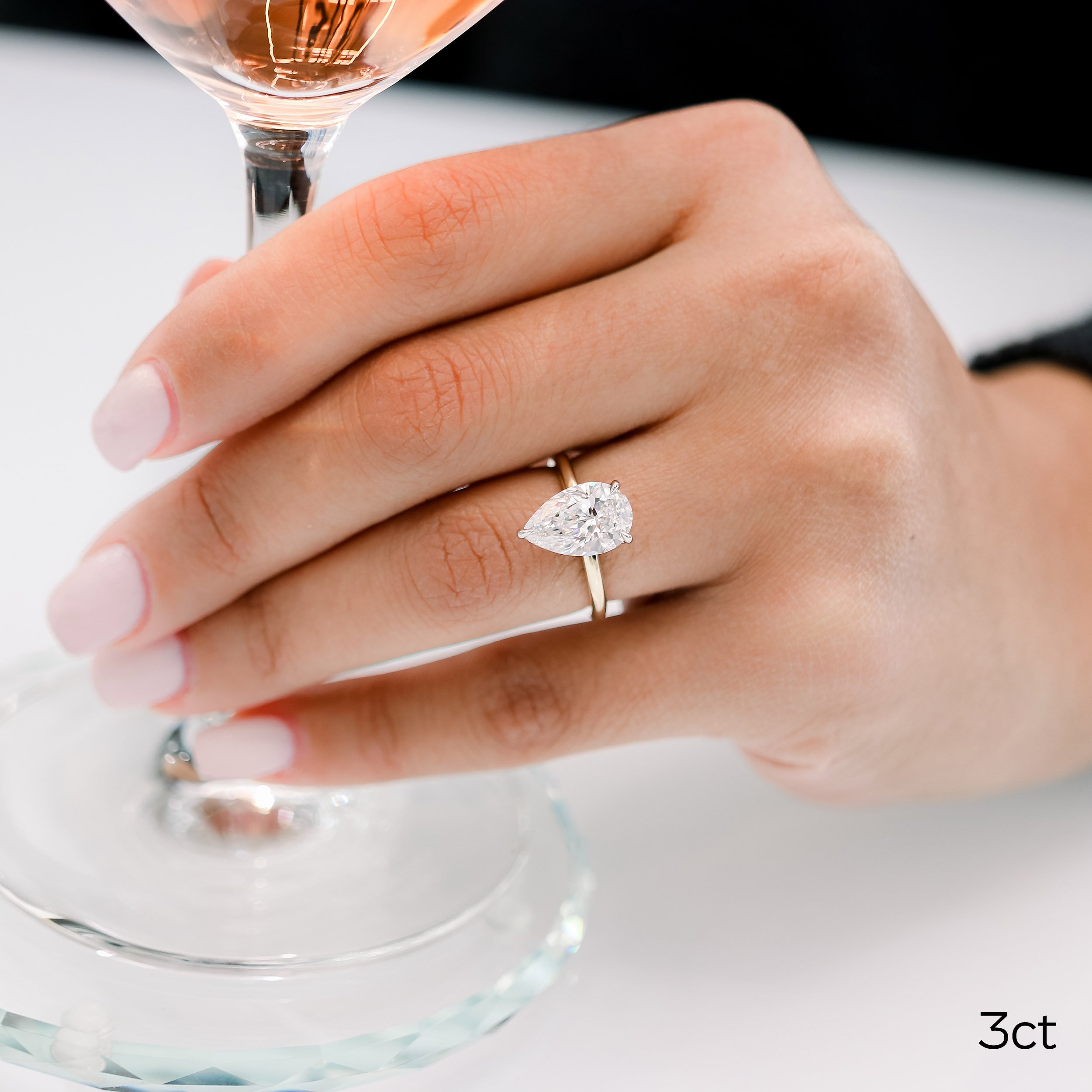echo levend cijfer Pear Petite Solitaire | Custom Lab Diamond Engagement Ring