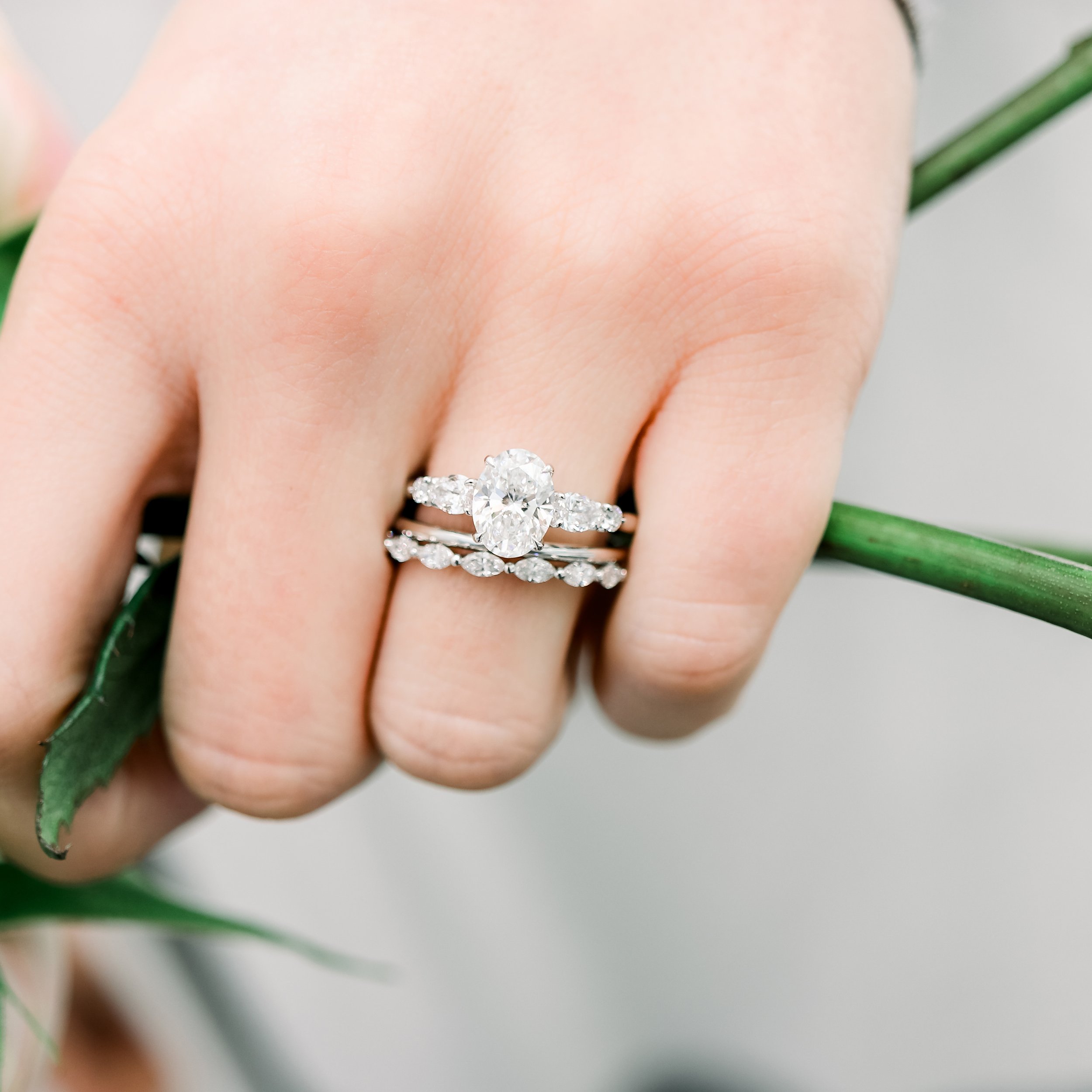 The Best Ring Adjusters for Every Ring Size – LifeSavvy