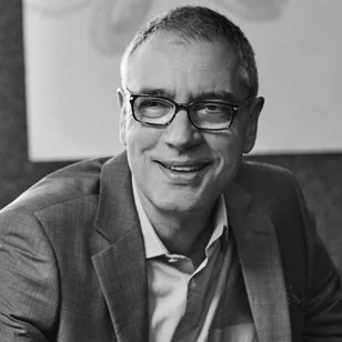 Jose Miguel Sokoloff headshot.jpg