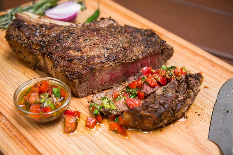 11_Recetario Weber_Cowboy con Chimichurri-800.jpg