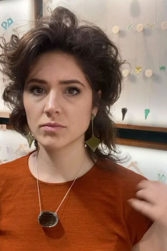 MiniellipseinJuniper_onbody3.jpg