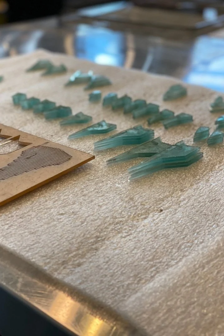 Moving parts and essential organization