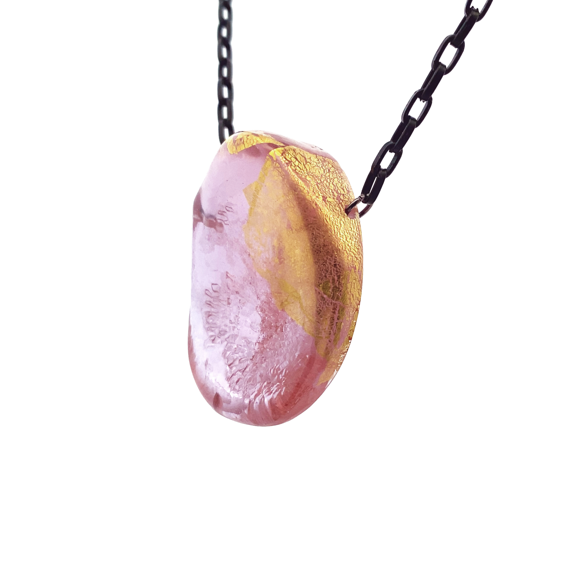 FF-N-HP-ME-RHUBARB-GOLDleaf-Shift-Stl-PINKangle.png