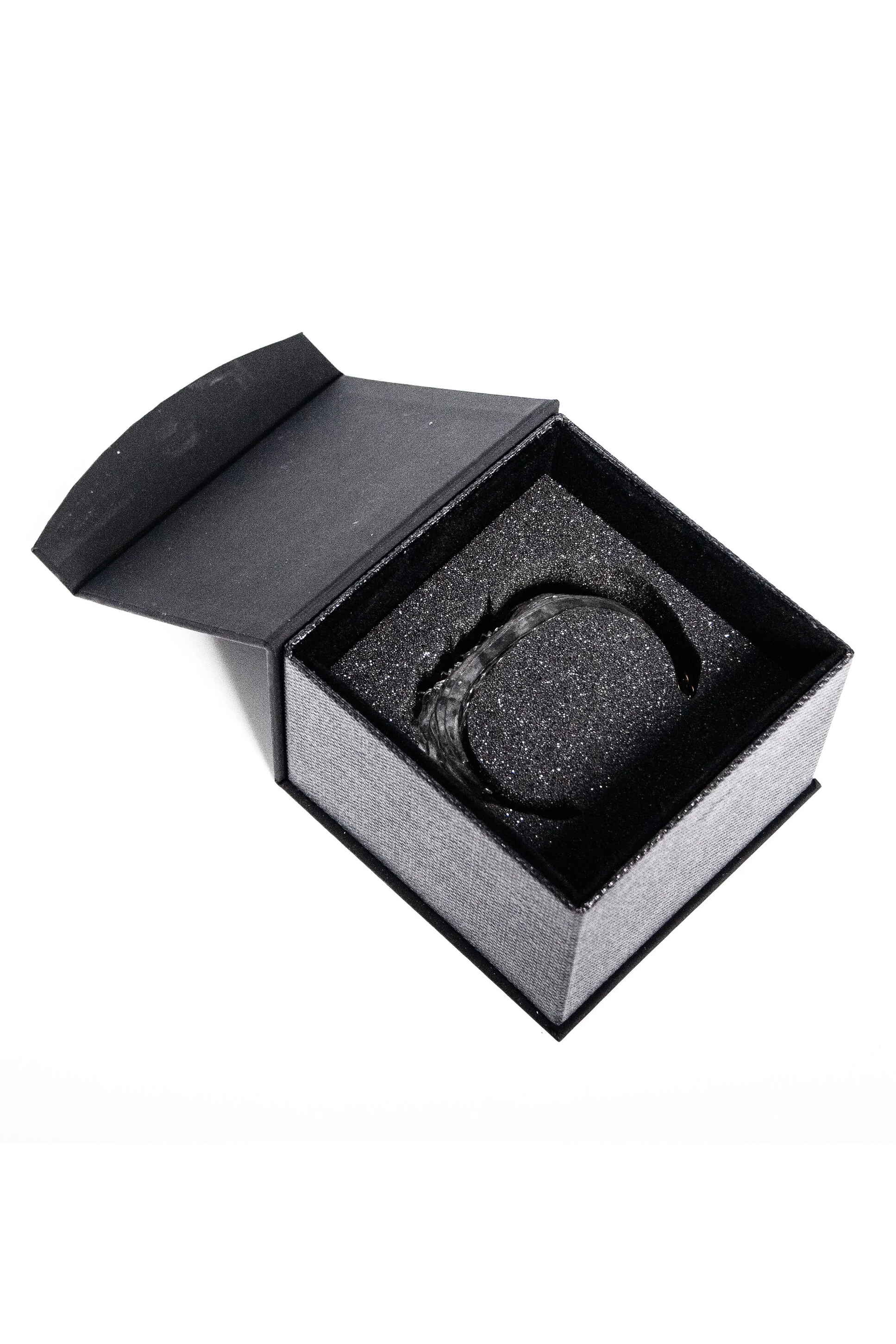 deepboxwithcuff-2_3.png