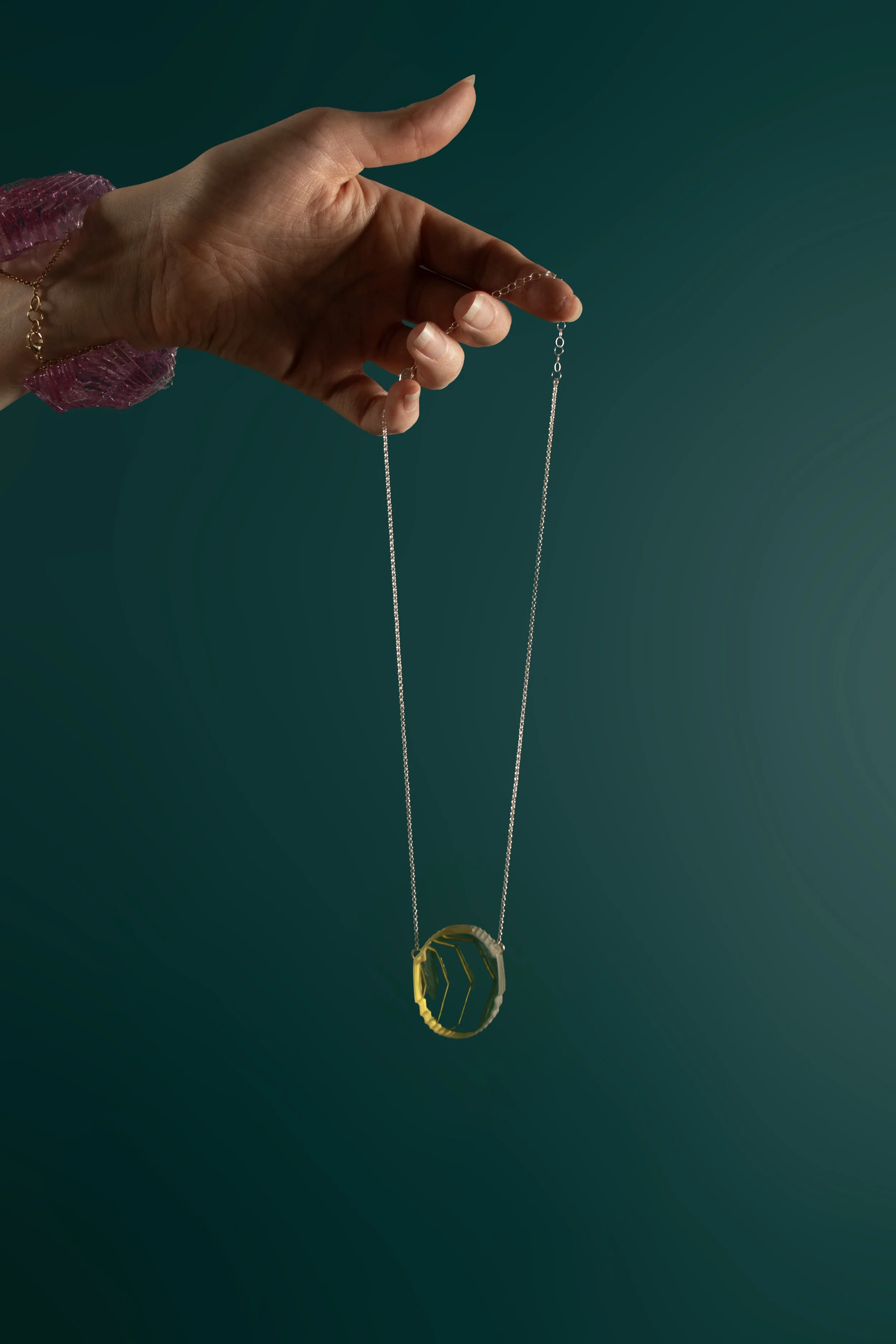 MiniGTTEllipse_onteal.jpg