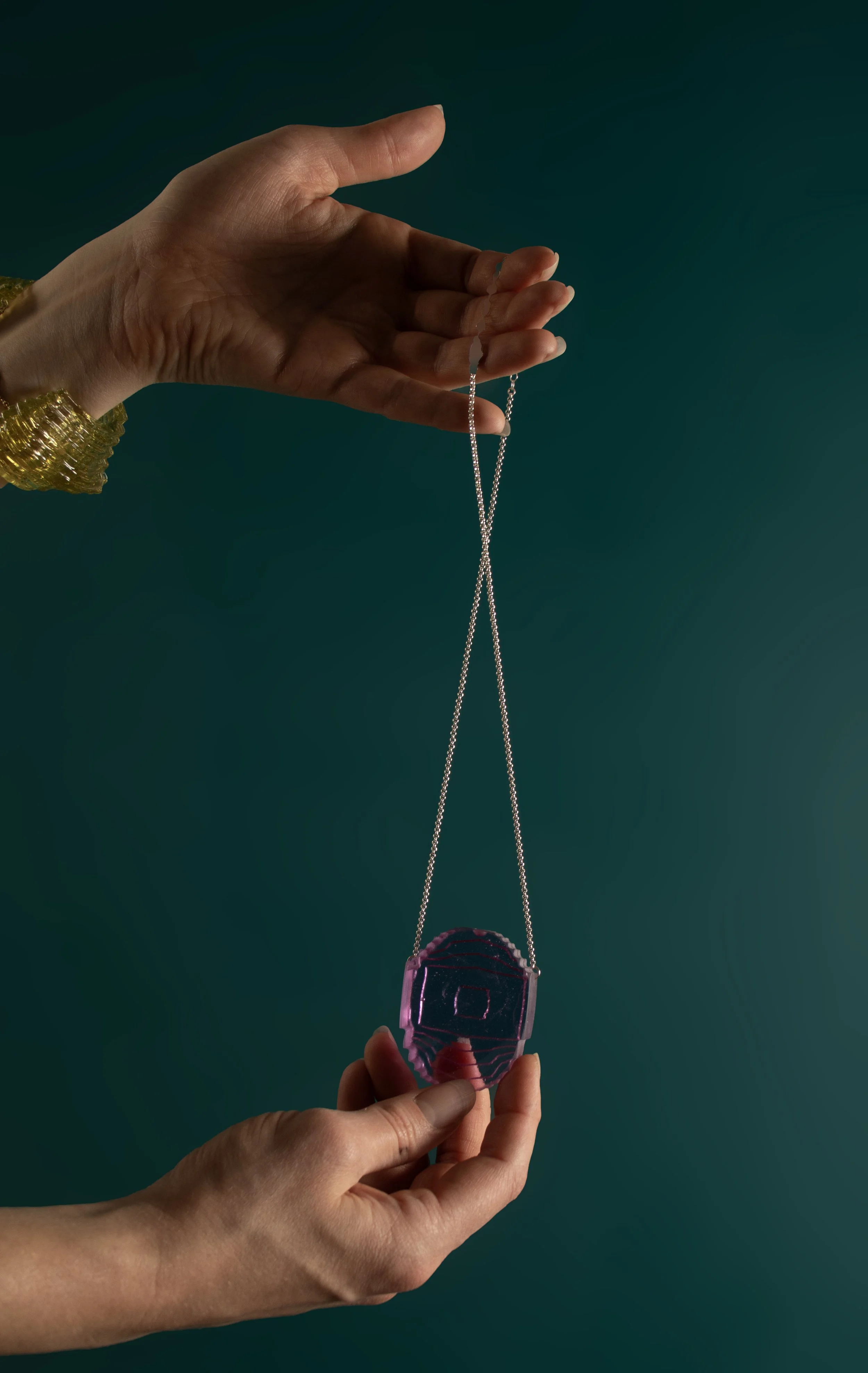 FuchsiaEllipse_onteal.jpg