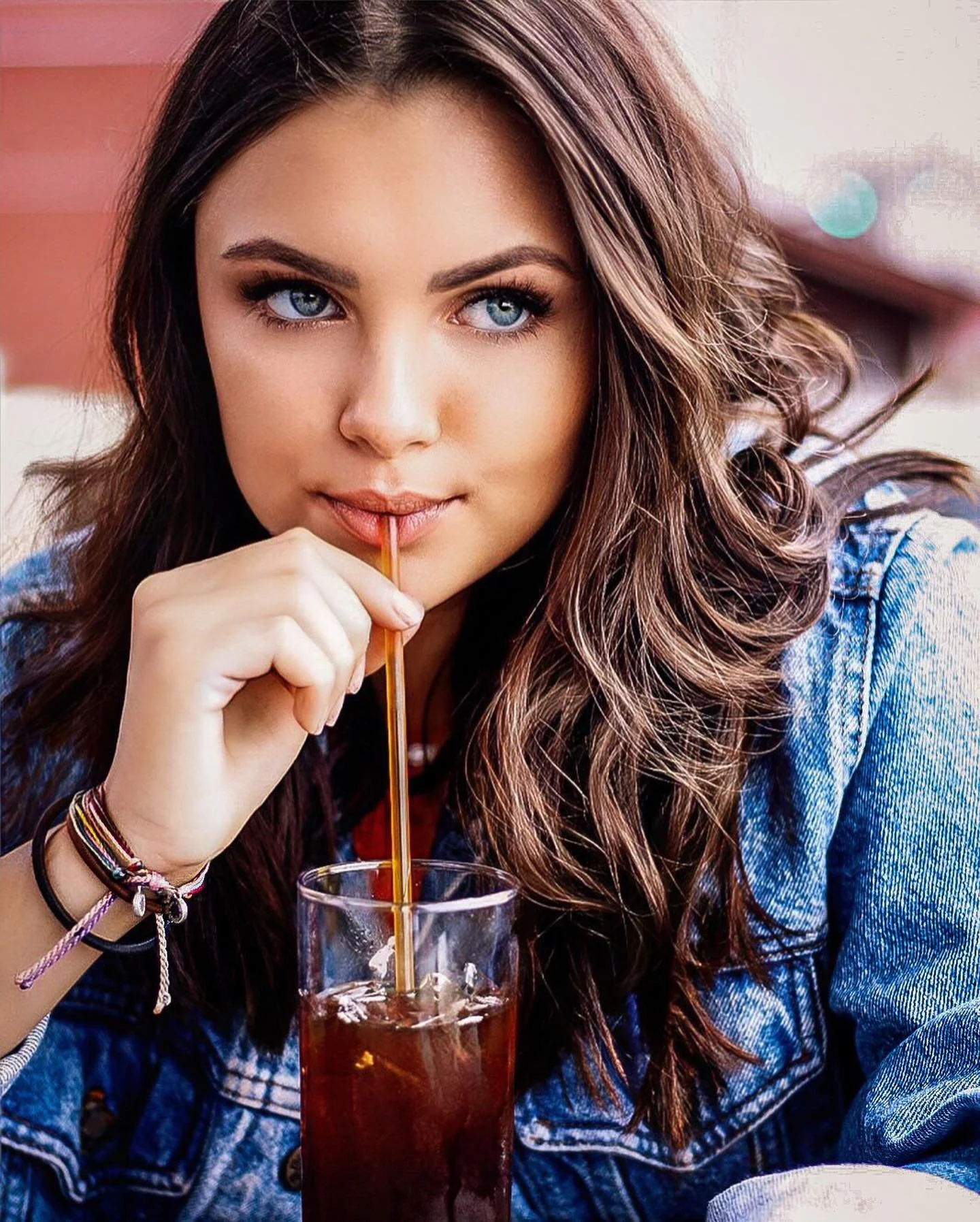 One of the many reasons why I love branding photography is the fact it allows photographers to tell stories through their images. 
.
By capturing the essence of a brand, photographers have the power to evoke emotions in the audience and create a conn